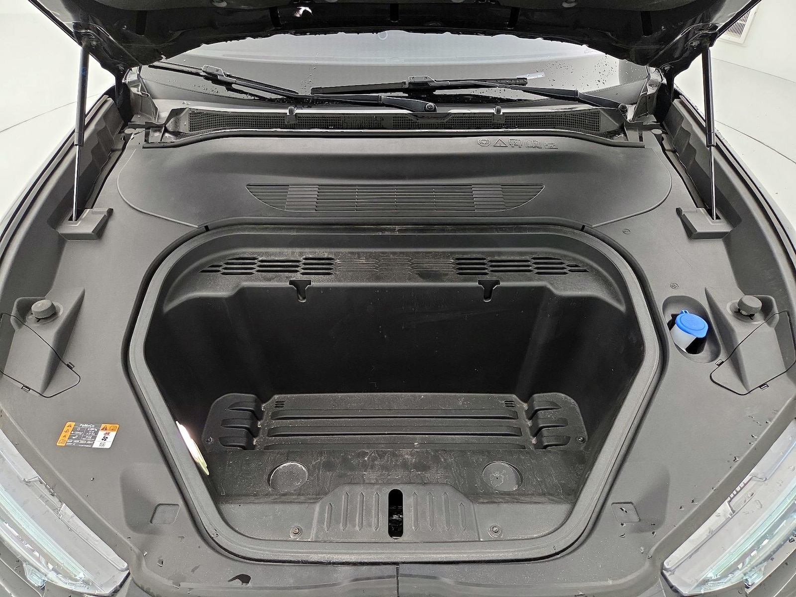 2023 Ford Mustang Mach-E Premium AWD - Photo 24