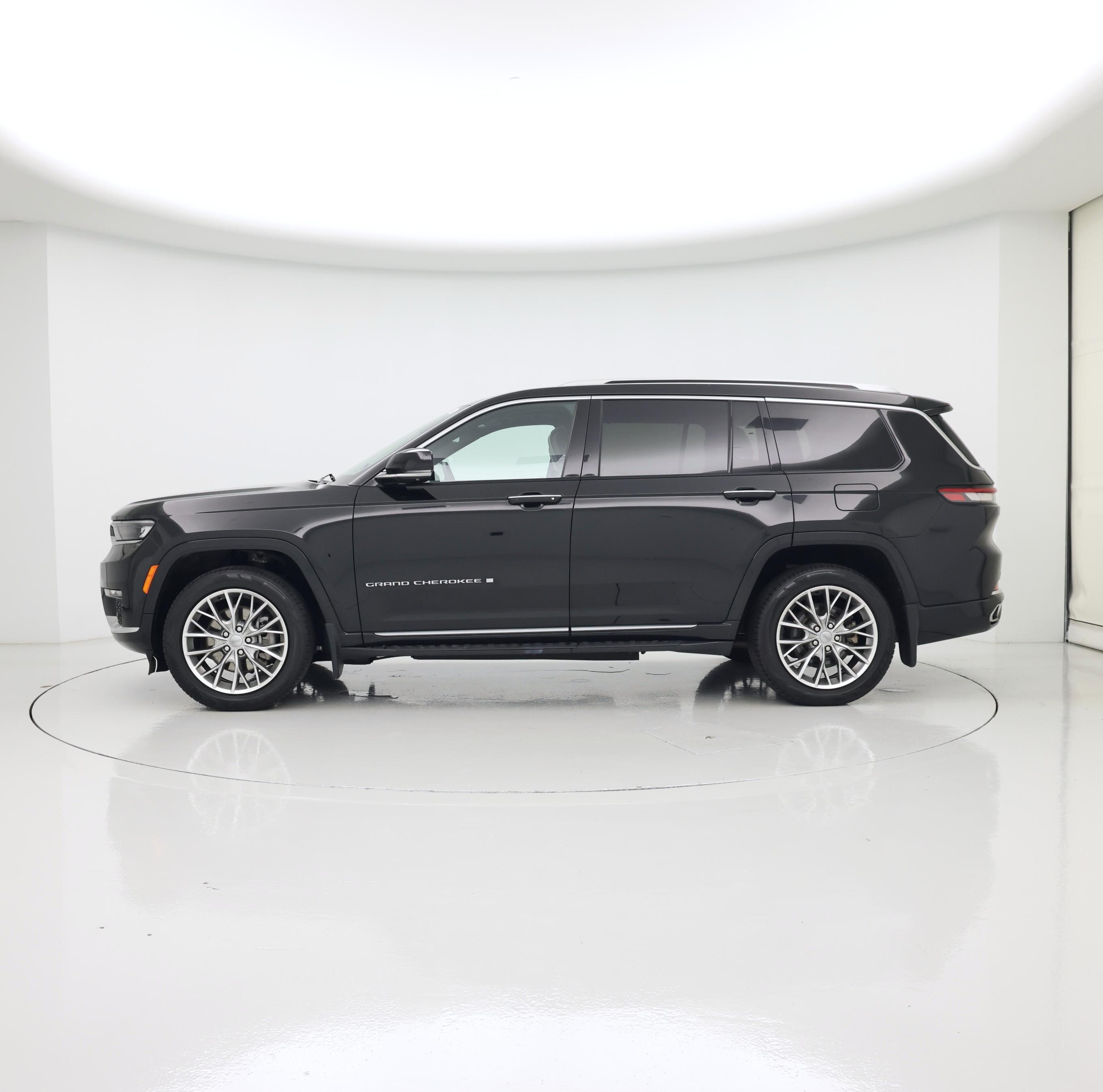 Thumbnail: 2023 Jeep Grand Cherokee L - 3