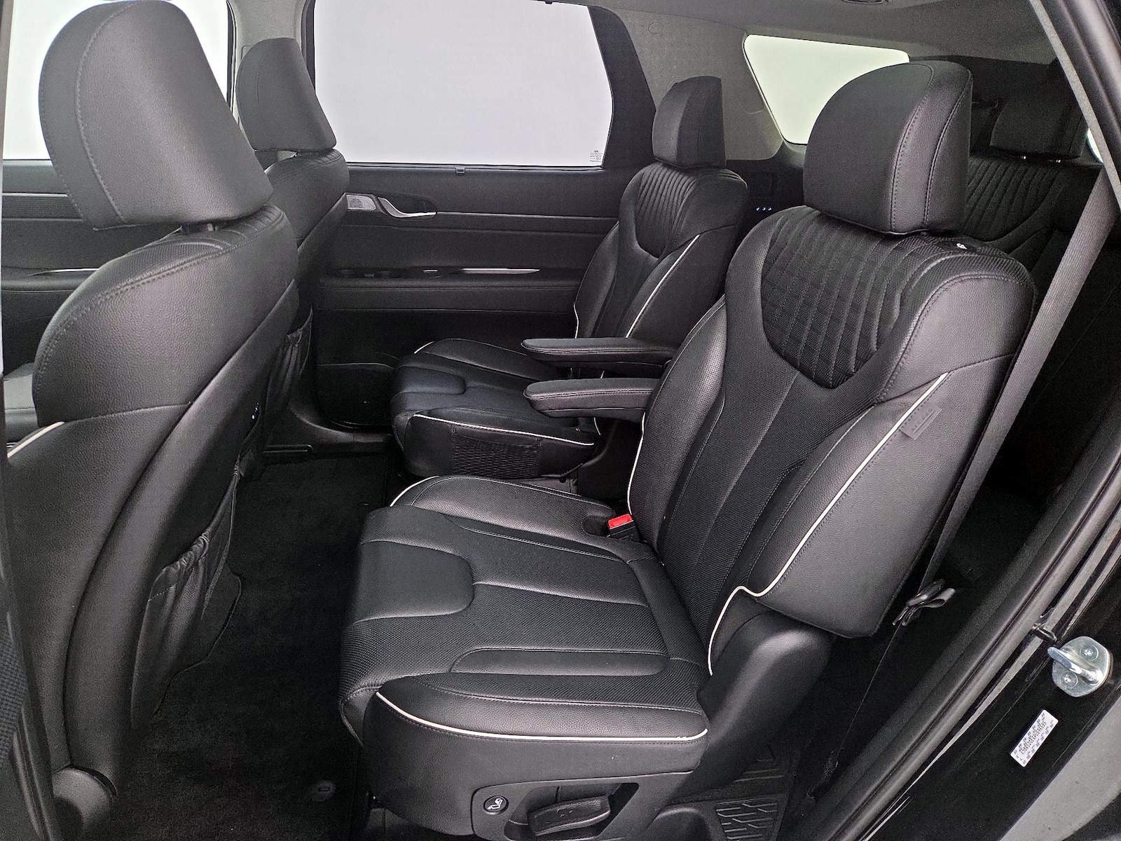 2023 Hyundai Palisade Limited - Photo 22