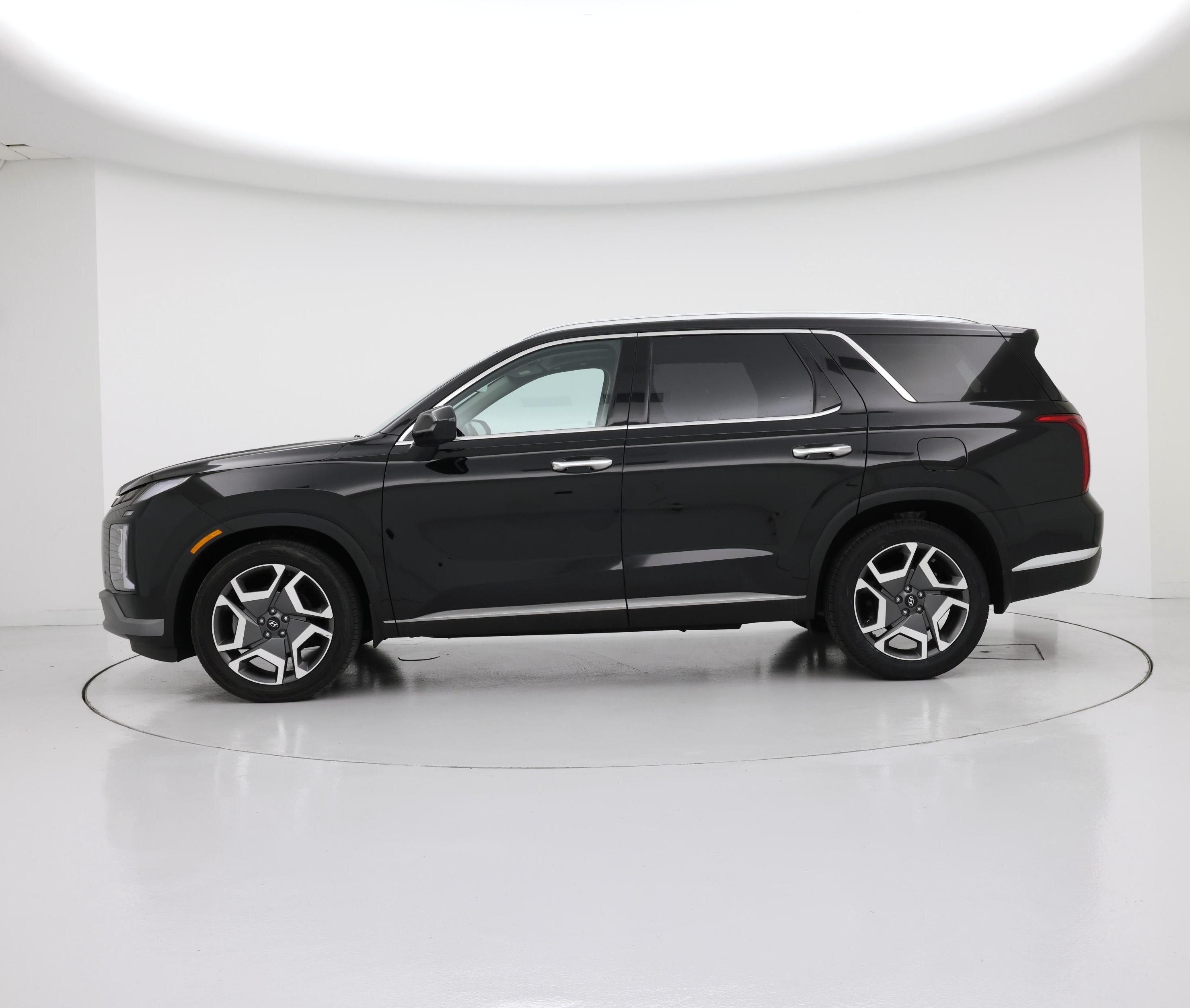 Thumbnail: 2023 Hyundai Palisade - 3
