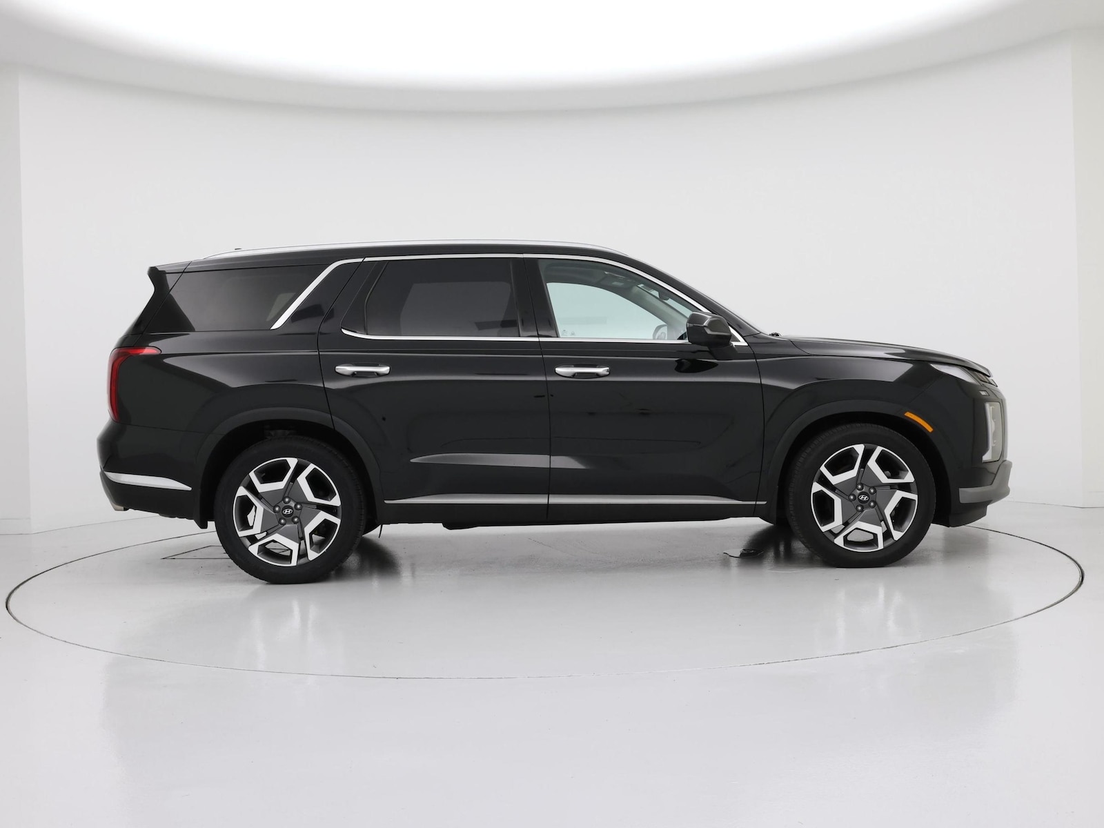 2023 Hyundai Palisade Limited - Photo 8