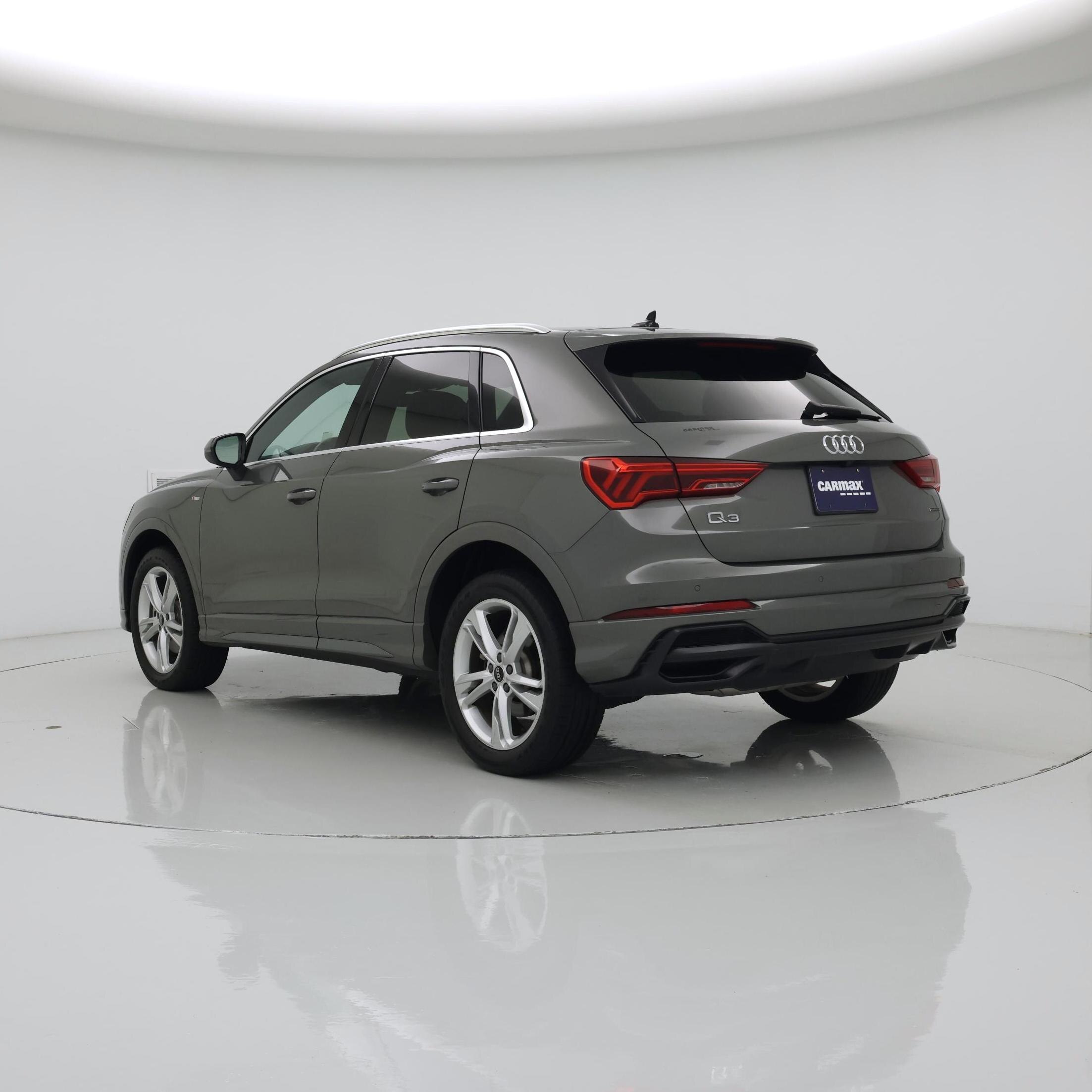Thumbnail: 2022 Audi Q3 - 2