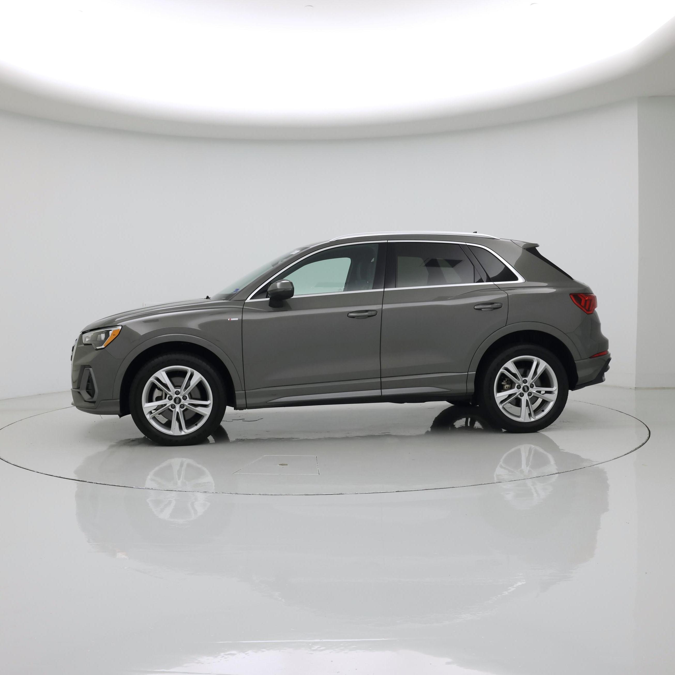 Thumbnail: 2022 Audi Q3 - 3
