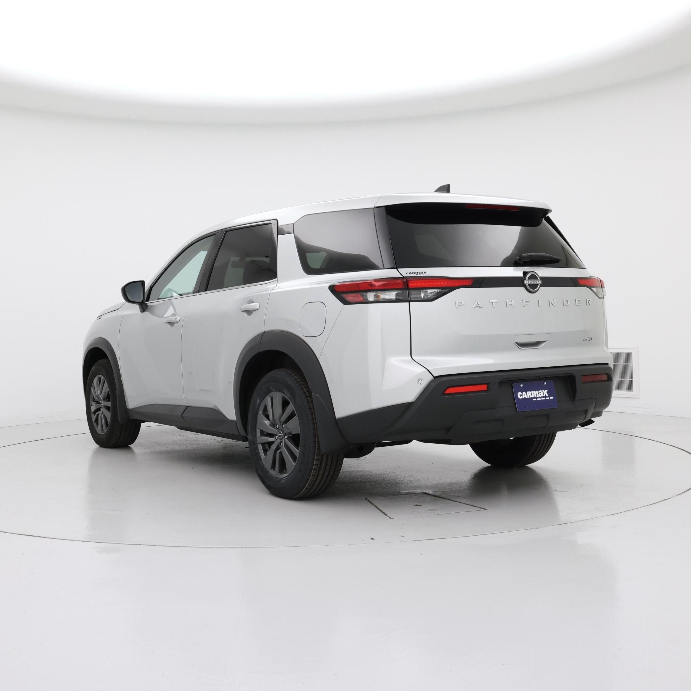 Thumbnail: 2023 Nissan Pathfinder - 2