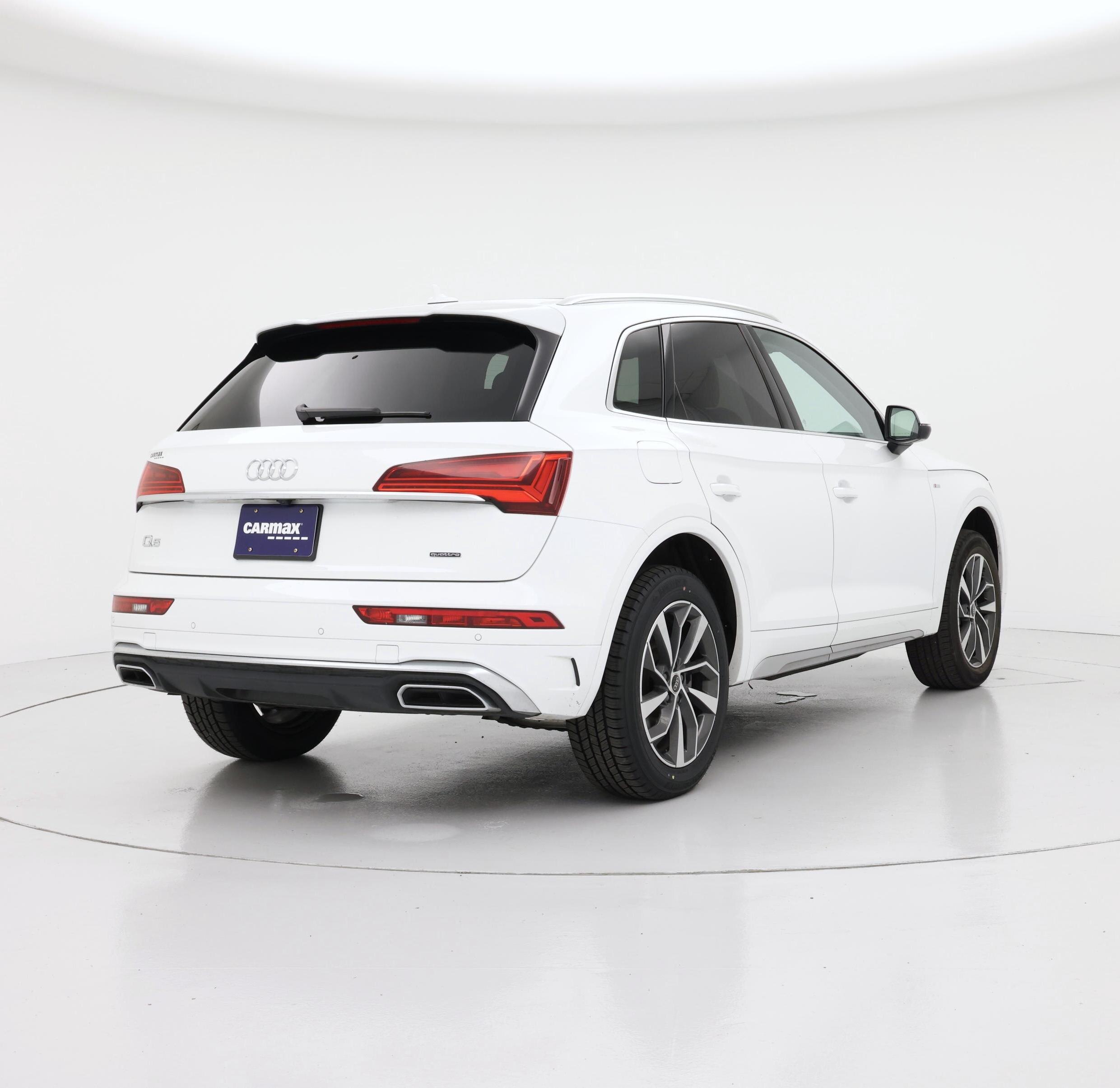 Thumbnail: 2024 Audi Q5 - 8
