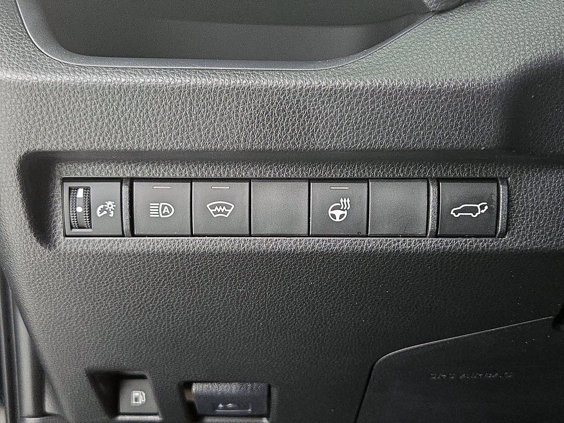 Thumbnail: 2023 Toyota RAV4 - 13
