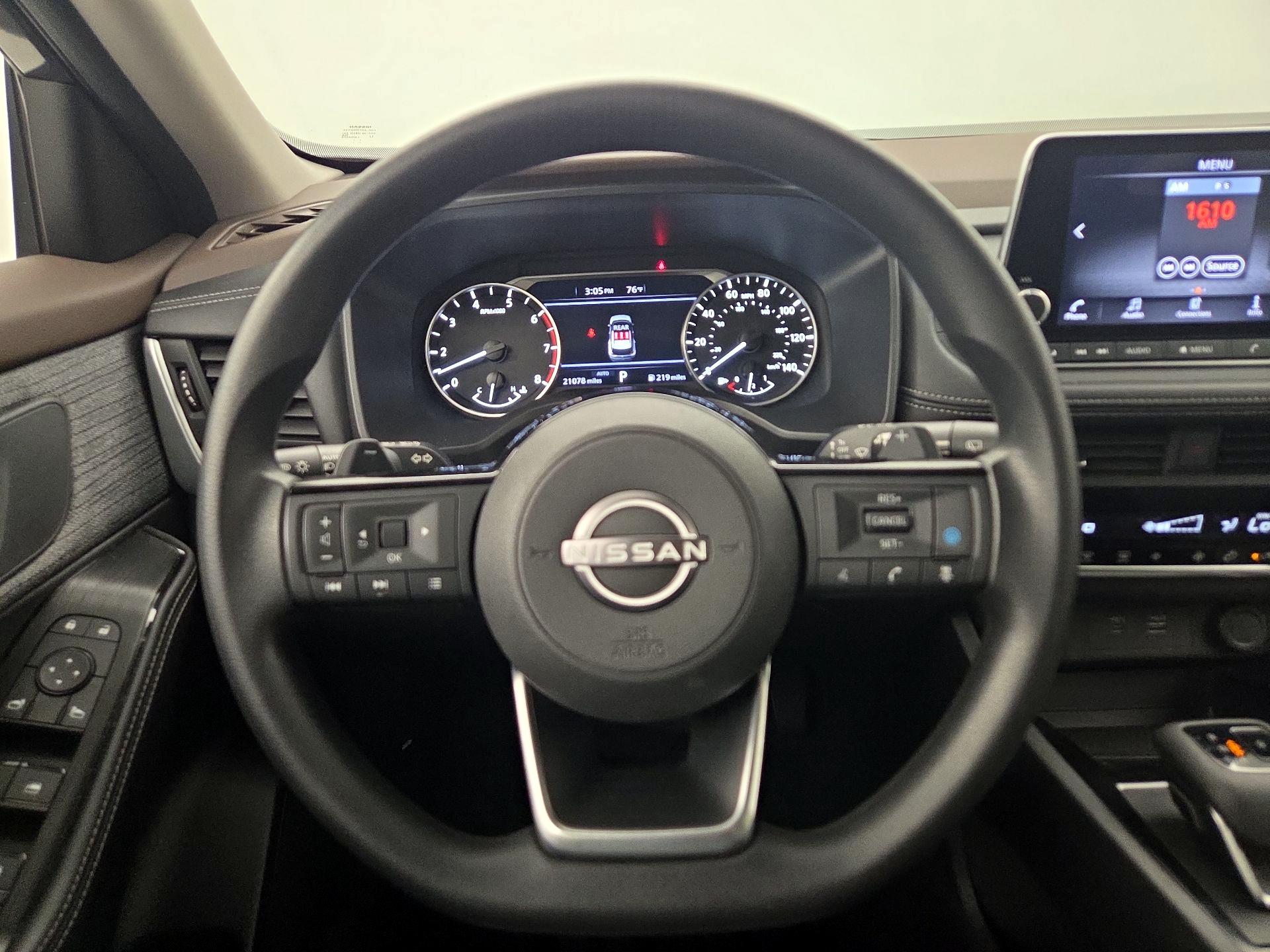 Thumbnail: 2023 Nissan Rogue - 10