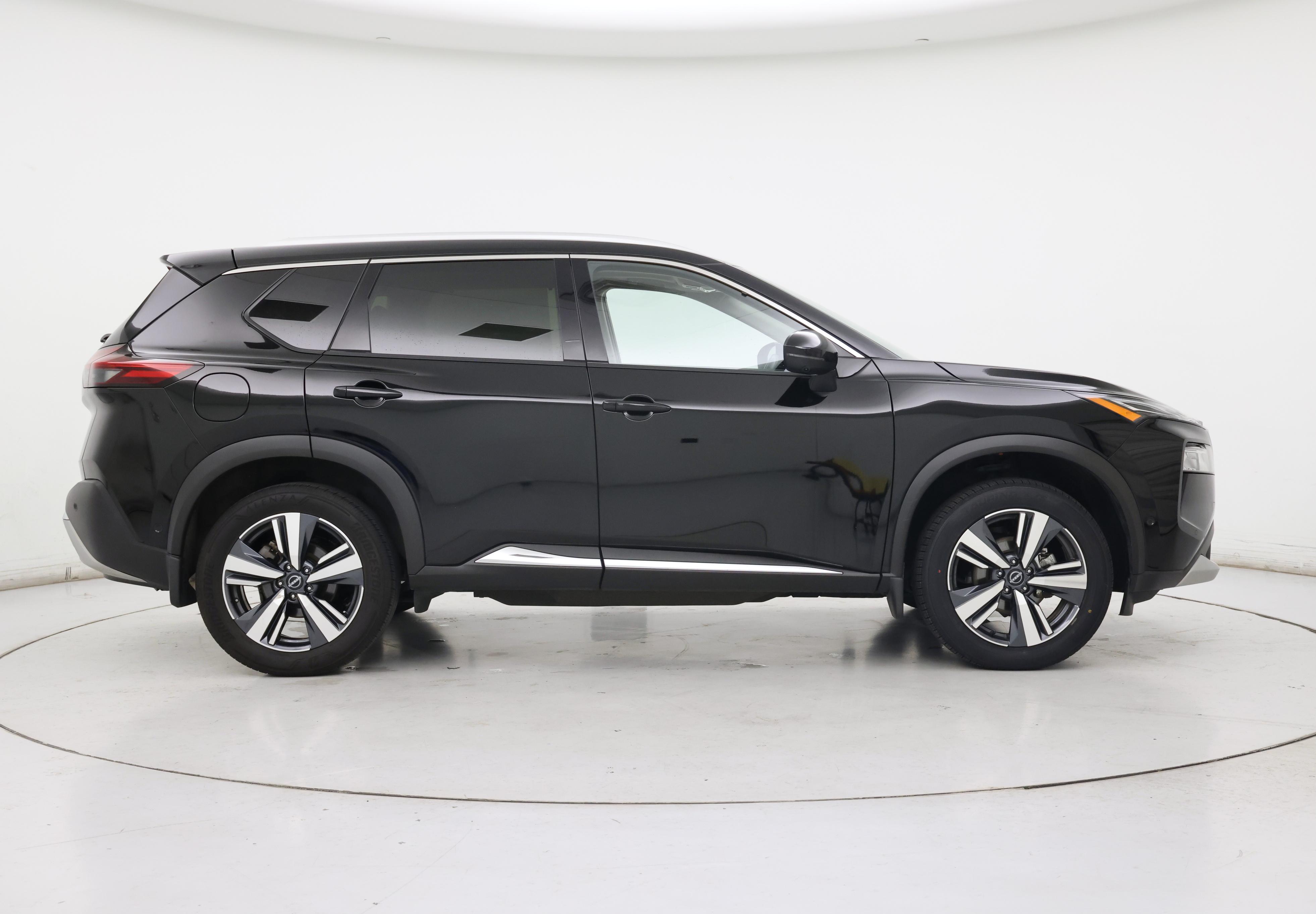 Thumbnail: 2023 Nissan Rogue - 7