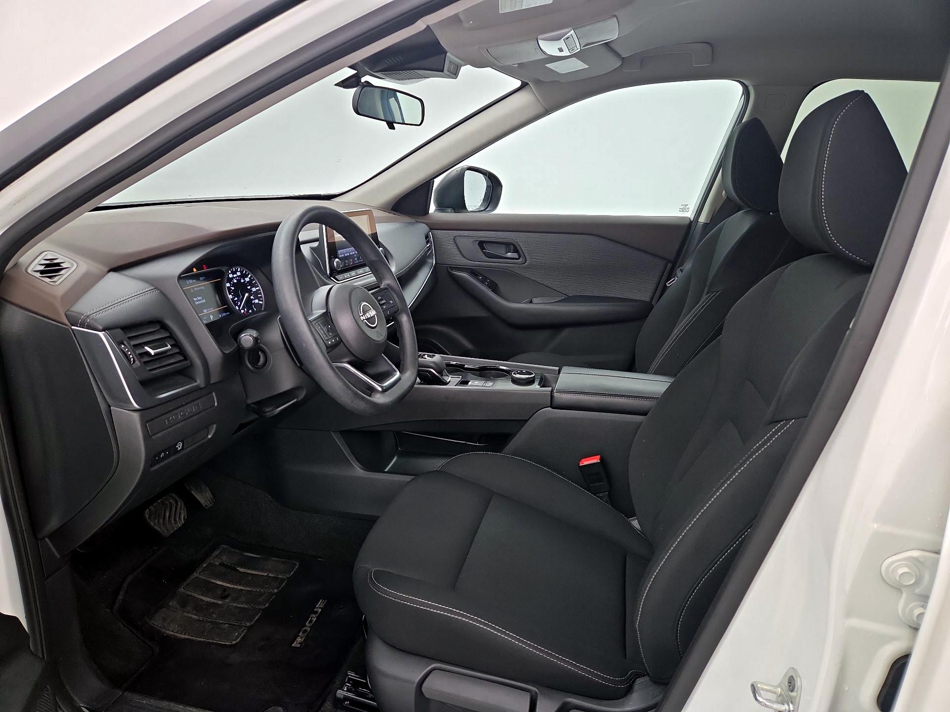 Thumbnail: 2023 Nissan Rogue - 11
