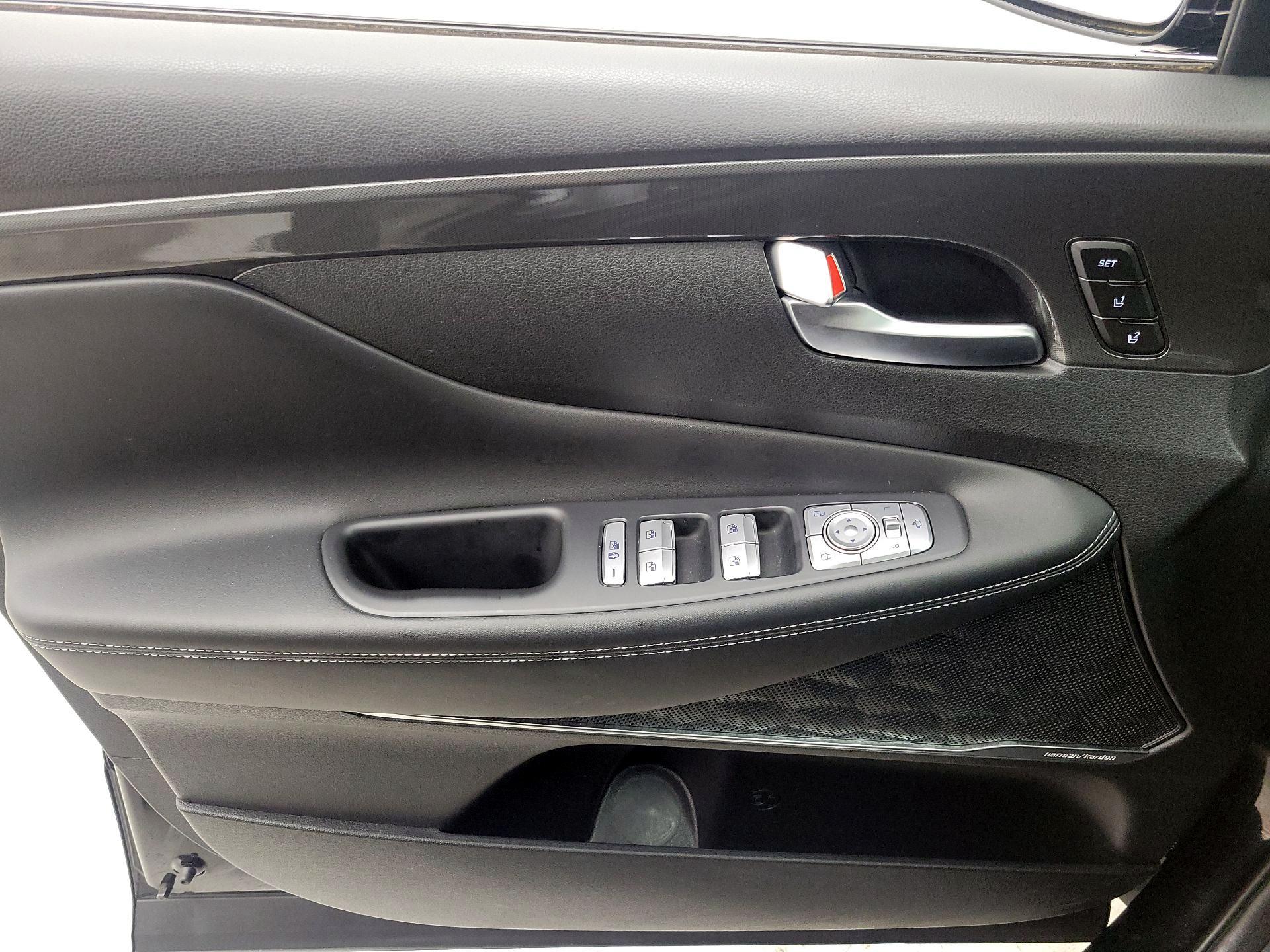 Thumbnail: 2023 Hyundai Santa Fe - 12