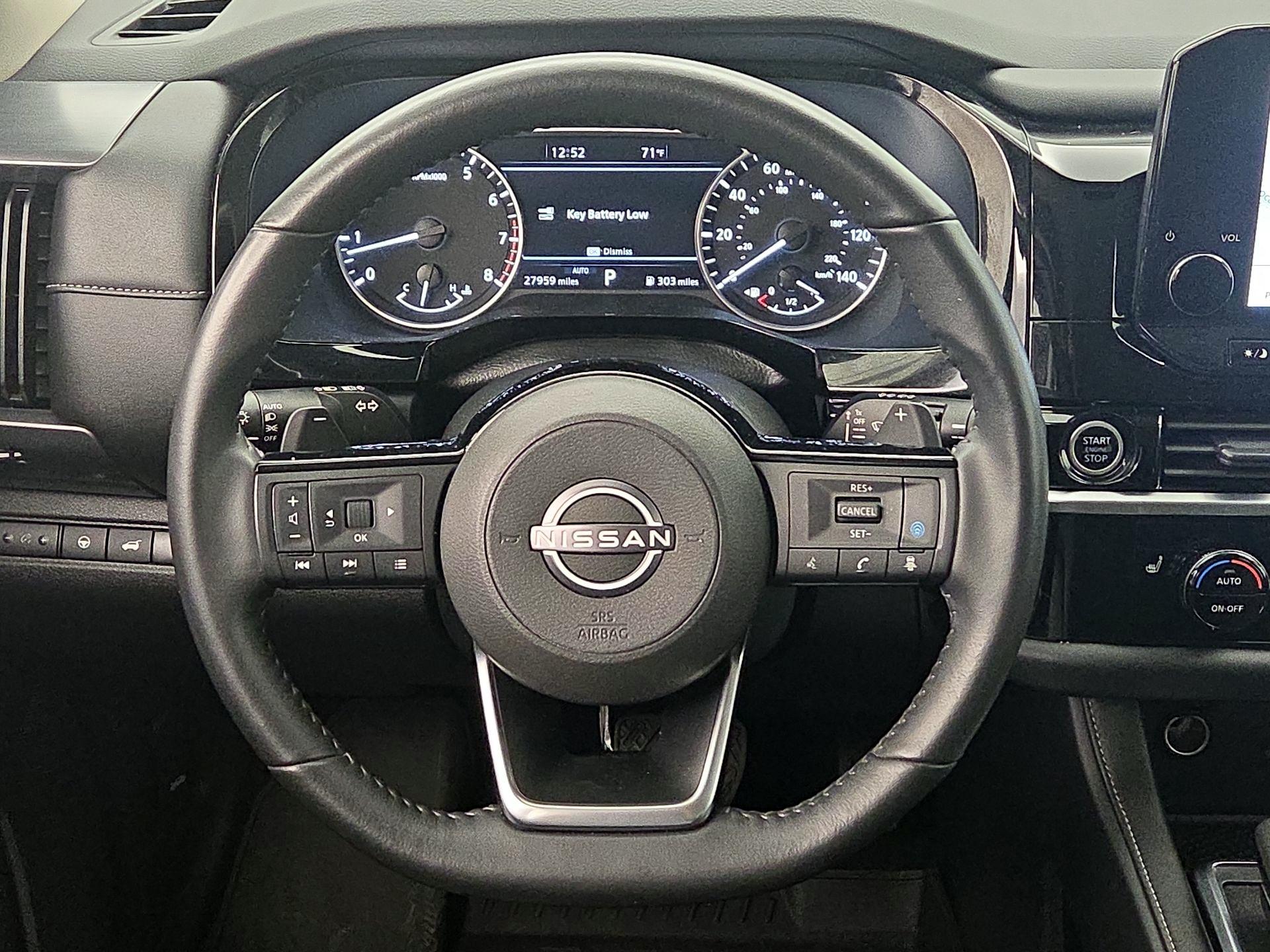 Thumbnail: 2023 Nissan Pathfinder - 10