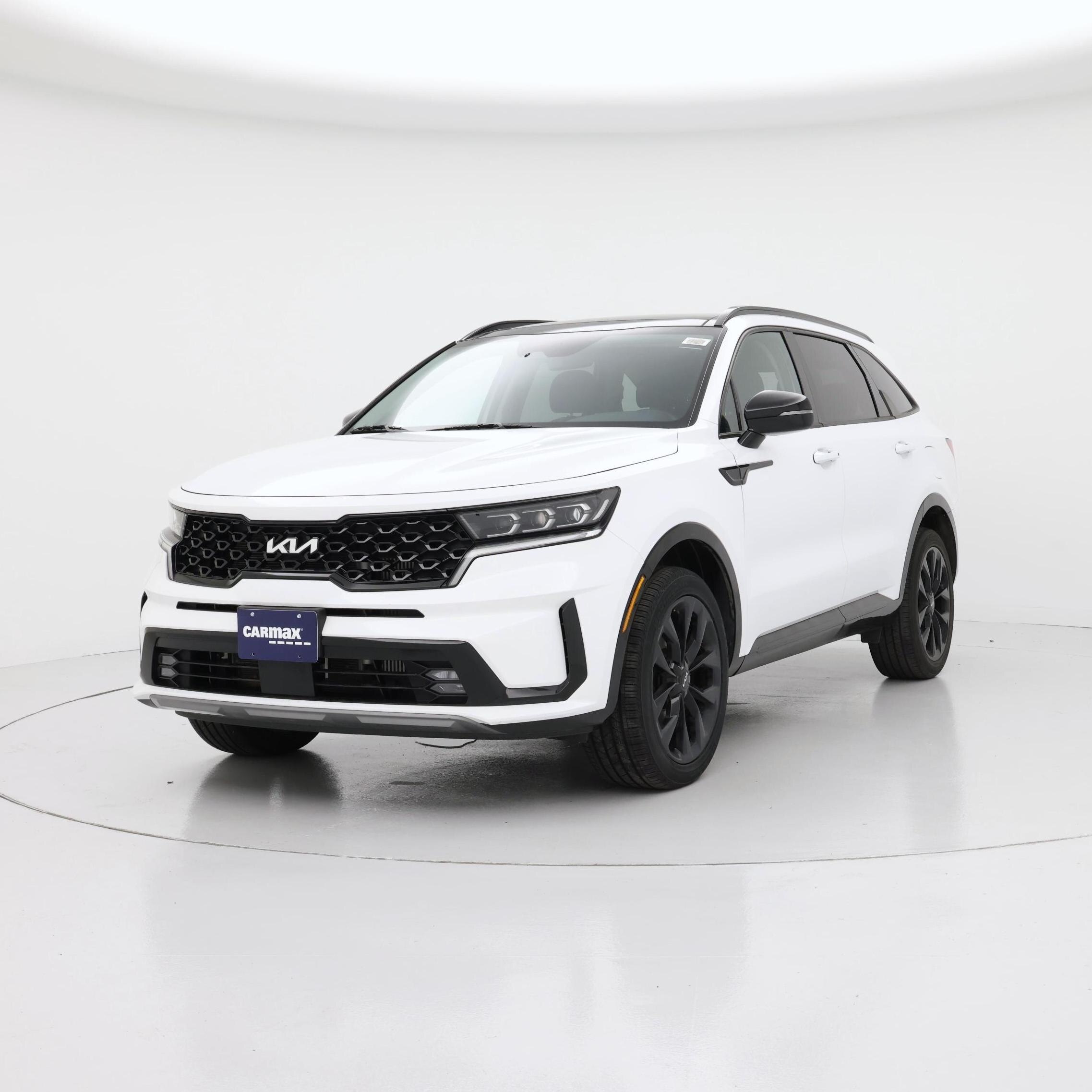 Thumbnail: 2023 Kia Sorento - 4