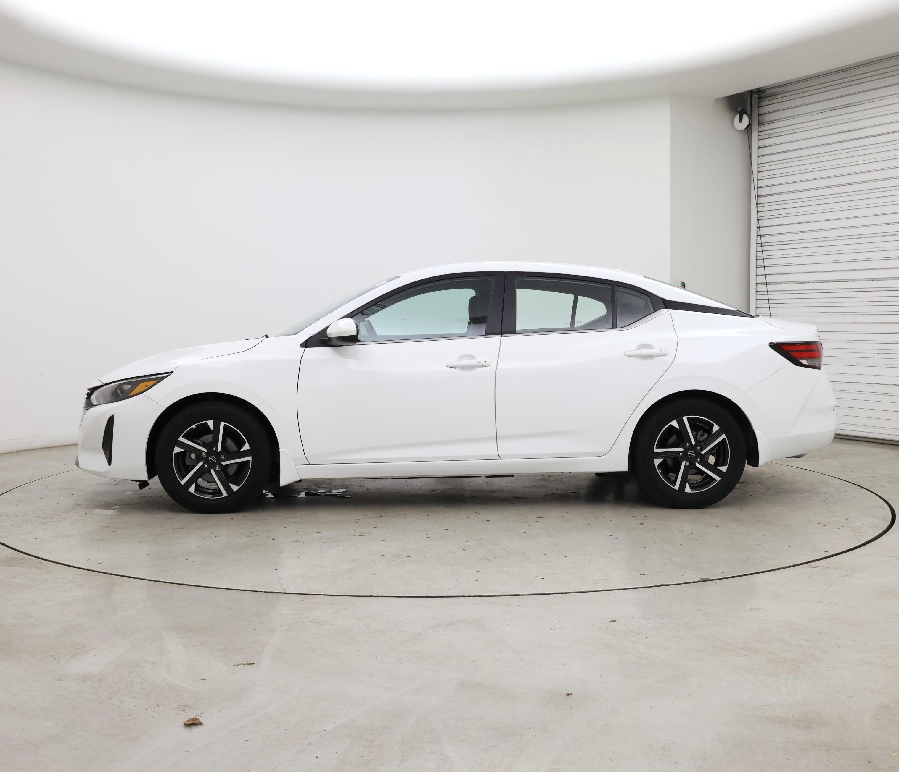 Thumbnail: 2025 Nissan Sentra - 3