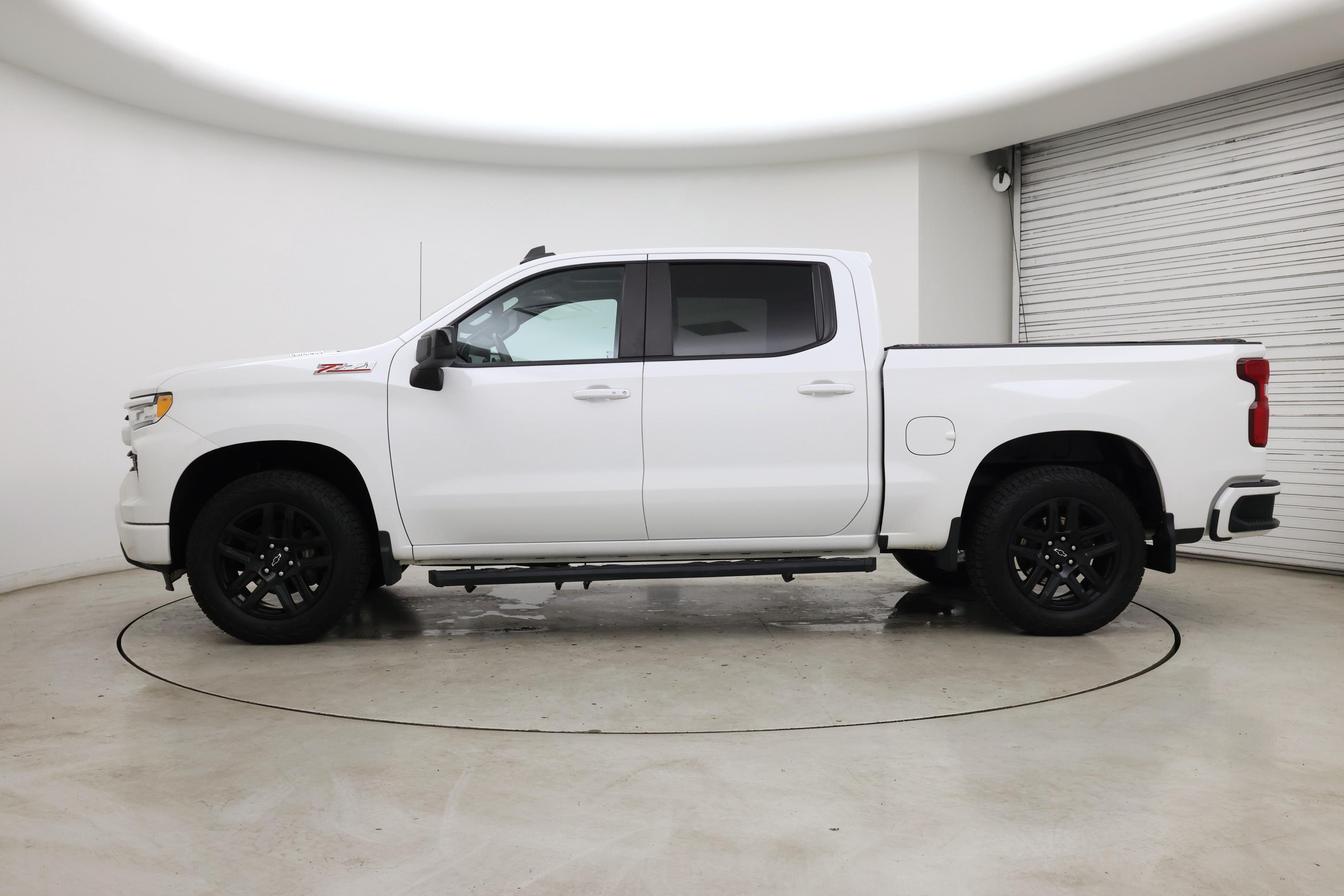 Thumbnail: 2023 Chevrolet Silverado 1500 - 3