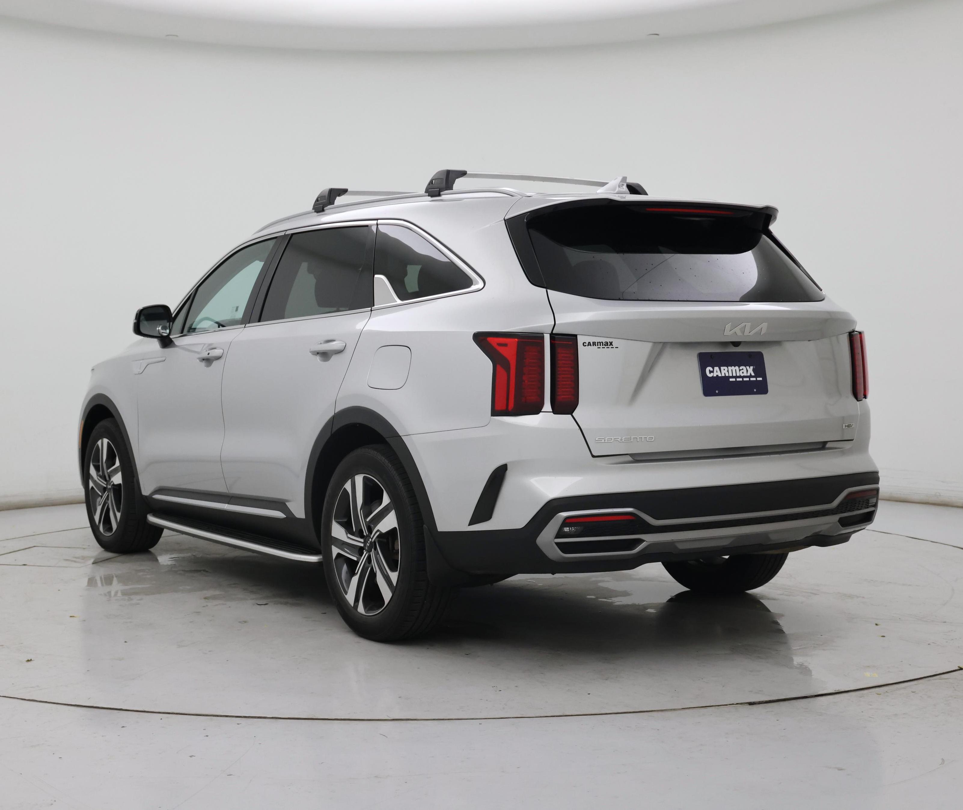 Thumbnail: 2023 Kia Sorento - 2