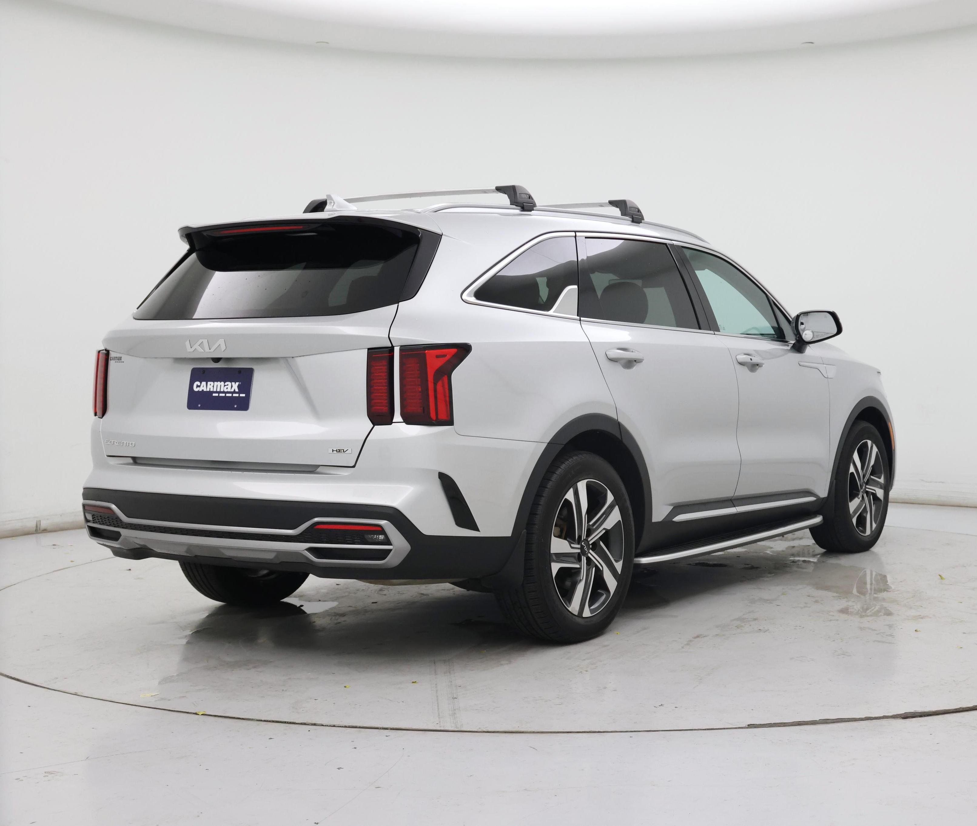 Thumbnail: 2023 Kia Sorento - 8