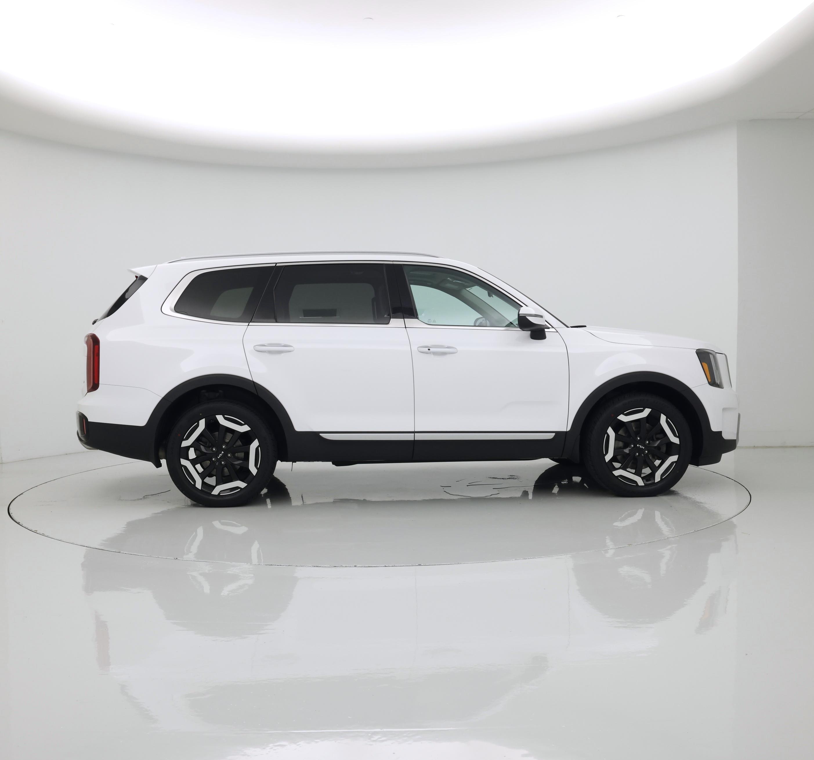 Thumbnail: 2023 Kia Telluride - 7