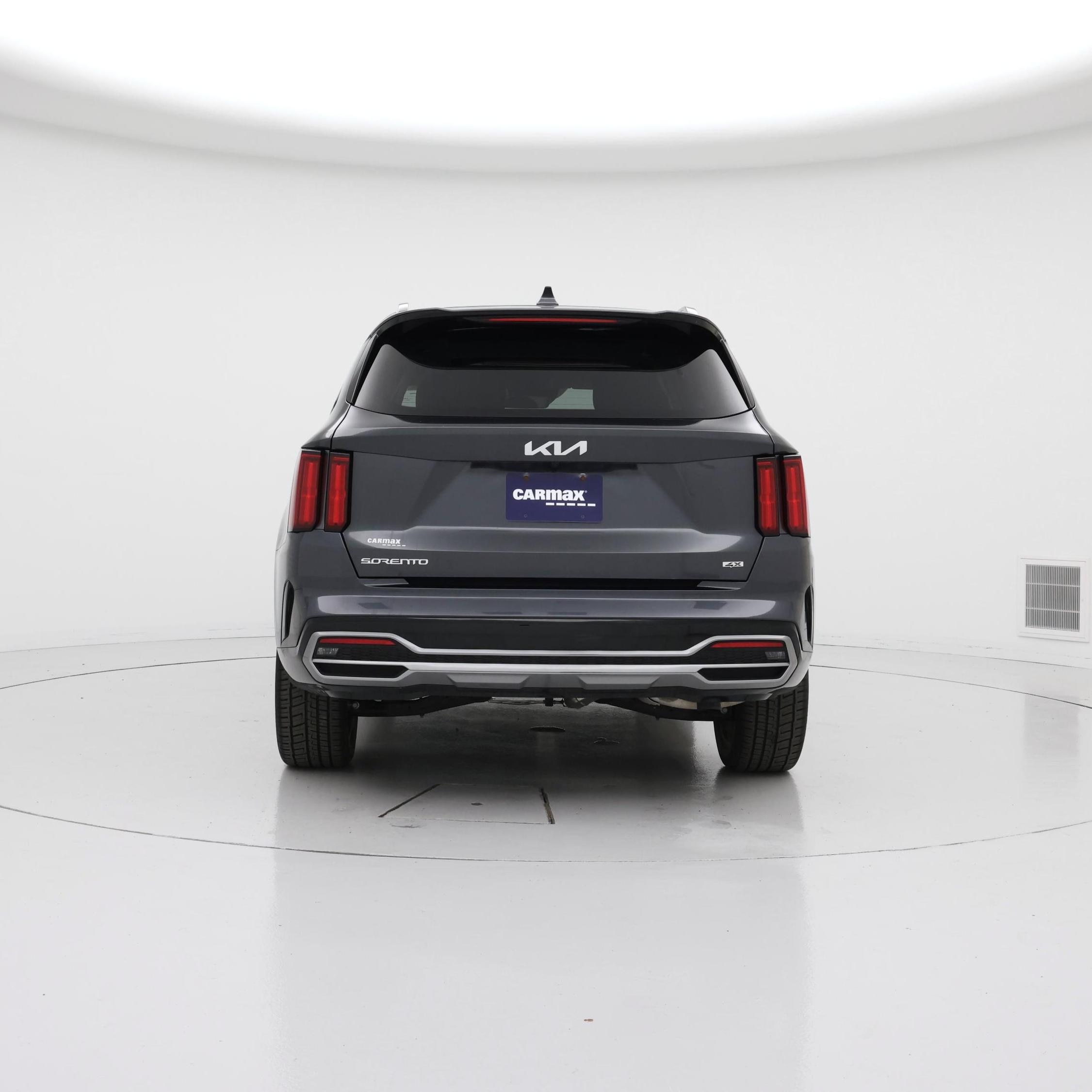 Thumbnail: 2023 Kia Sorento - 6
