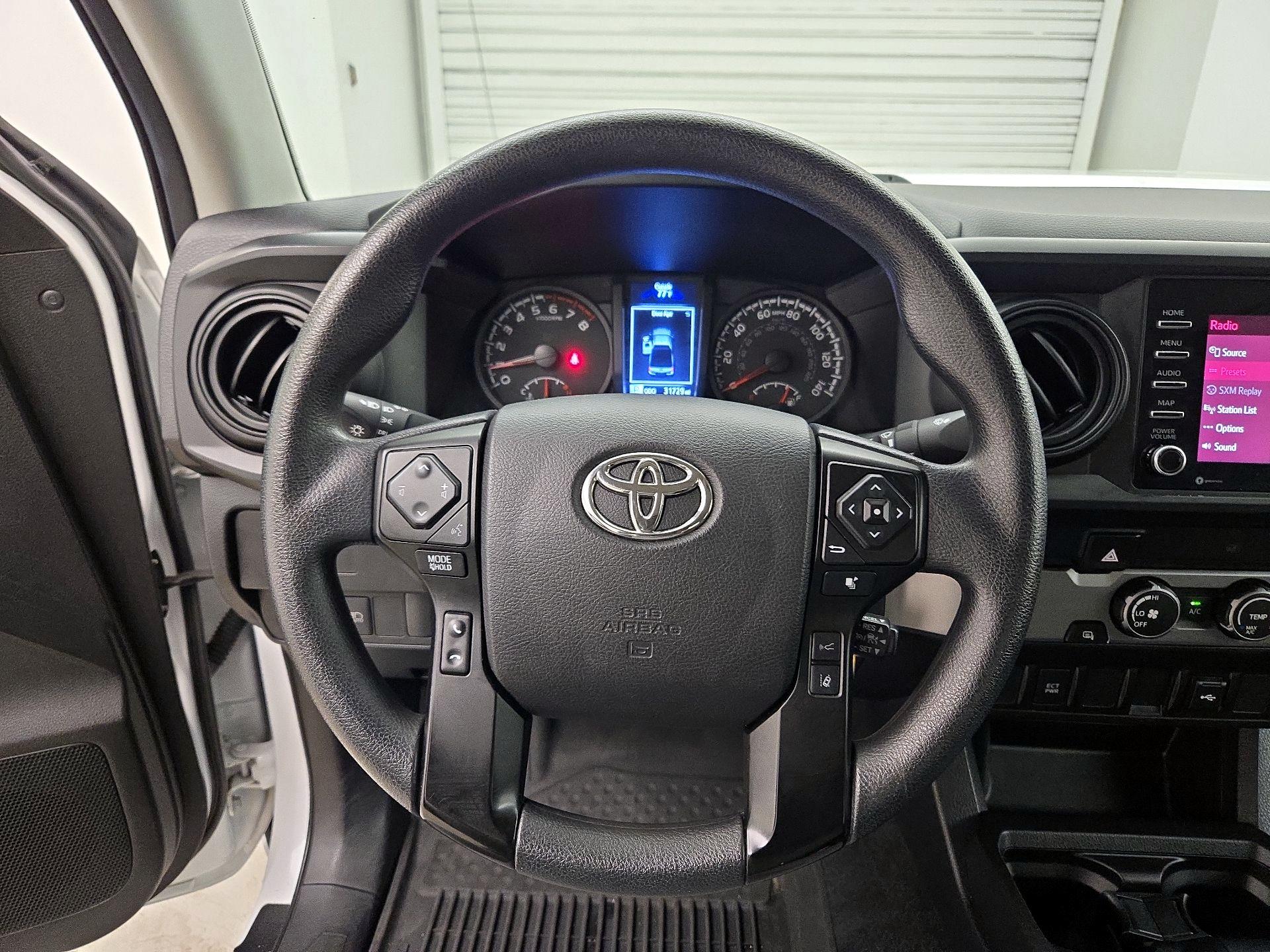 Thumbnail: 2022 Toyota Tacoma - 10