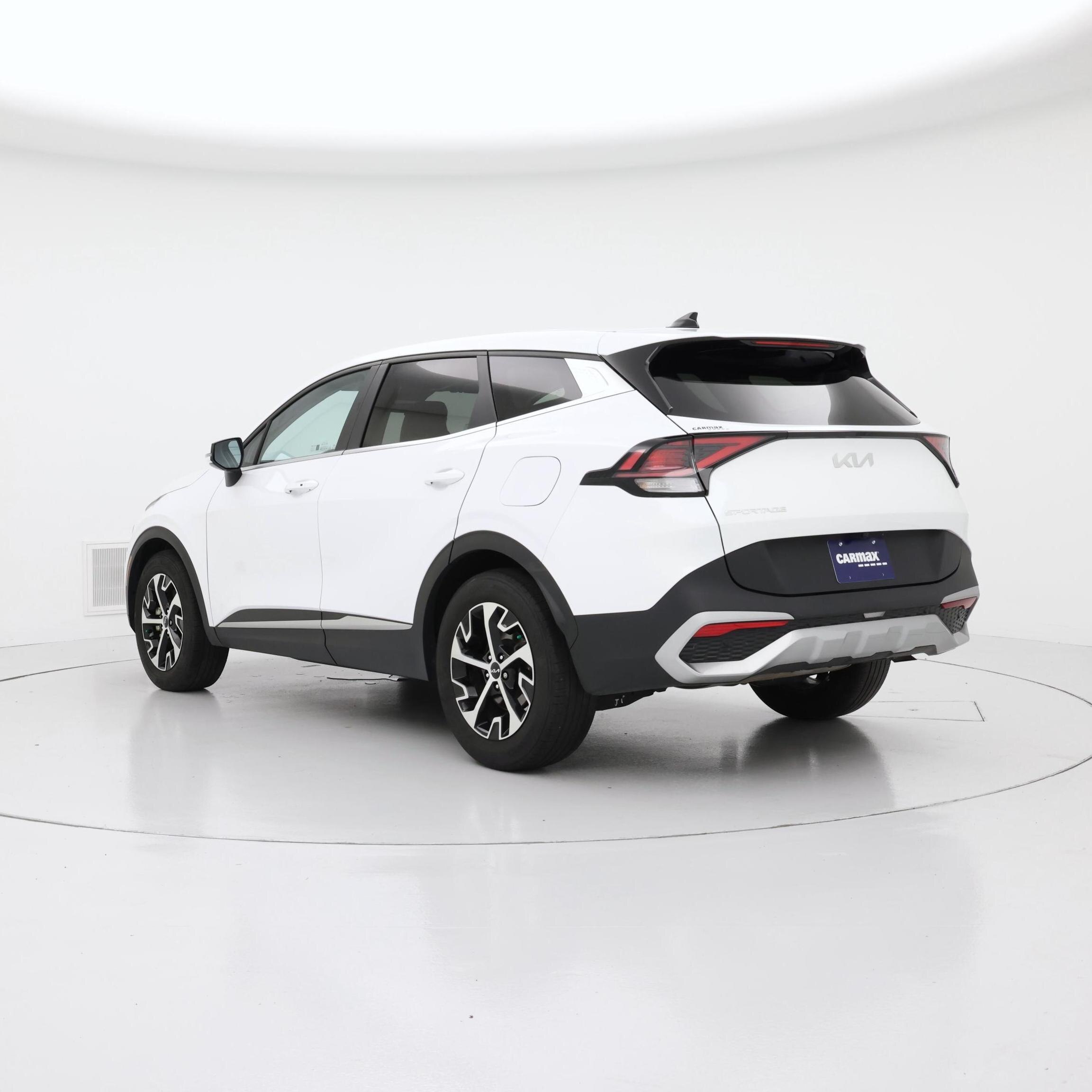 Thumbnail: 2023 Kia Sportage - 2