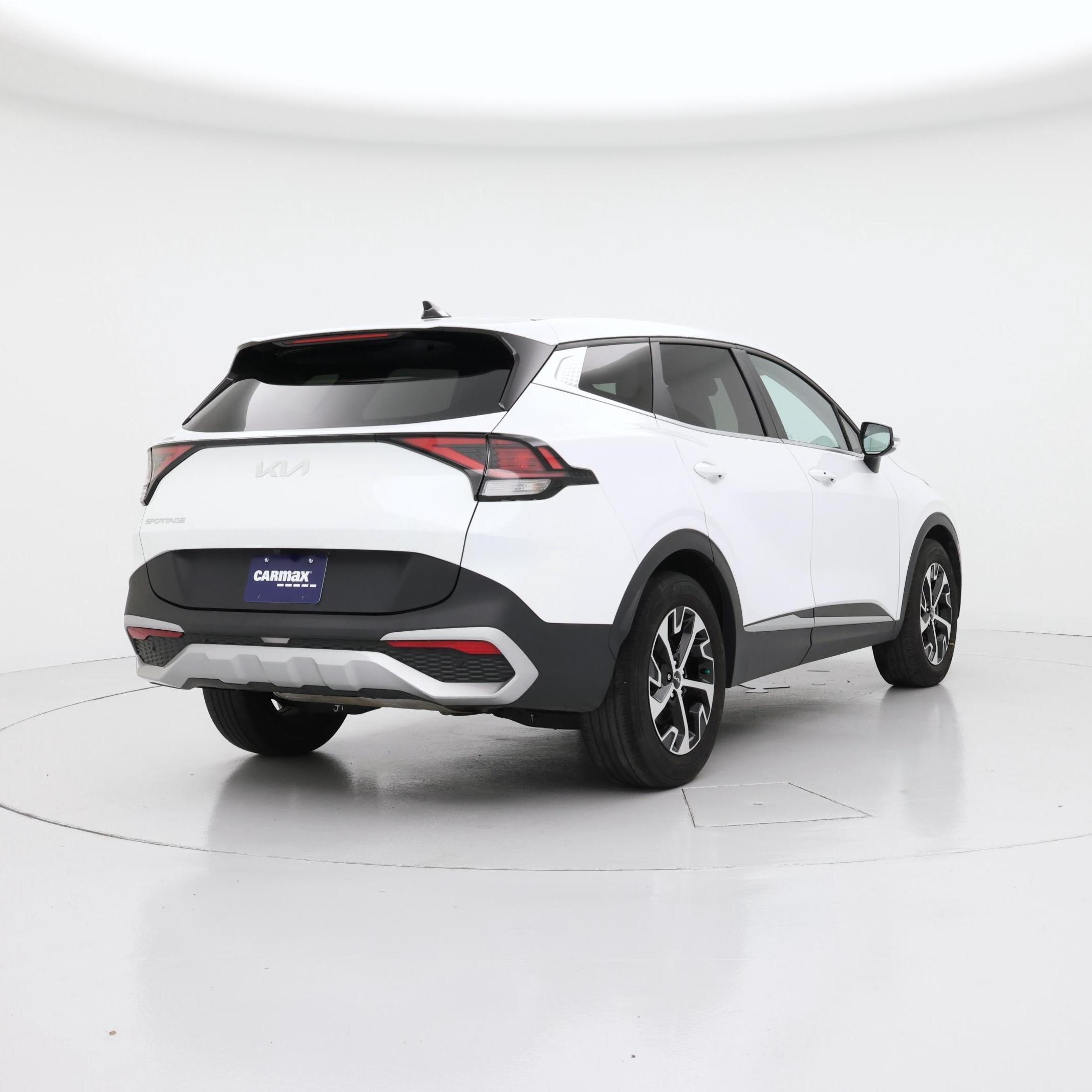 Thumbnail: 2023 Kia Sportage - 8