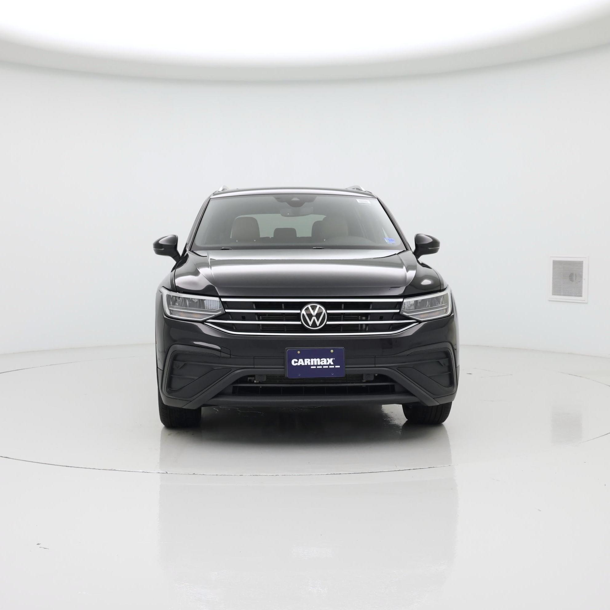 Thumbnail: 2023 Volkswagen Tiguan - 5
