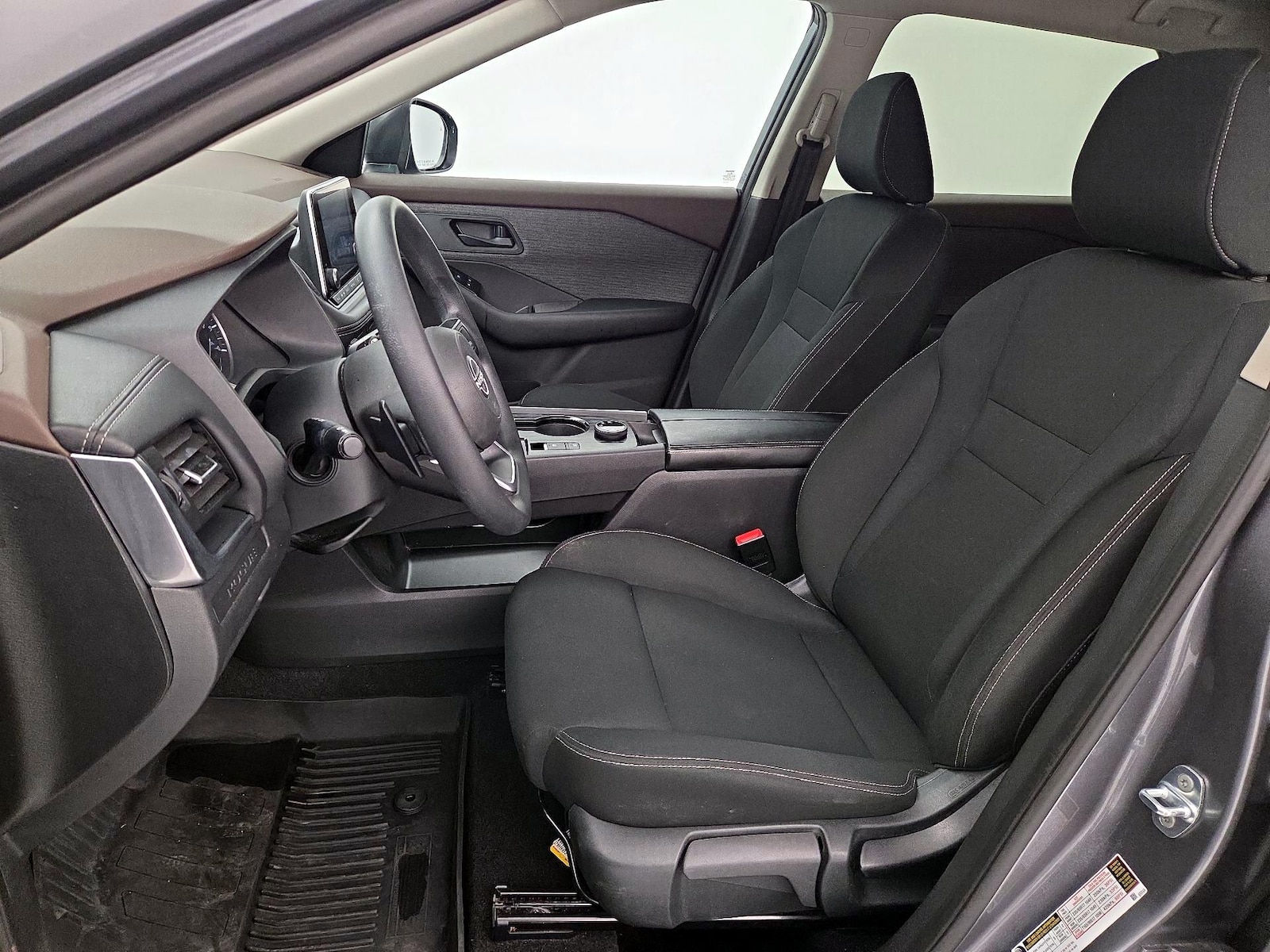 2023 Nissan Rogue S - Photo 12