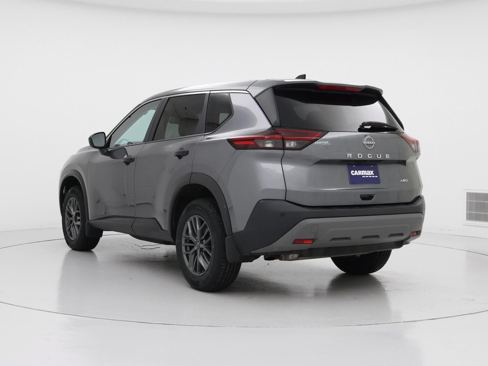 2023 Nissan Rogue S - Photo 3