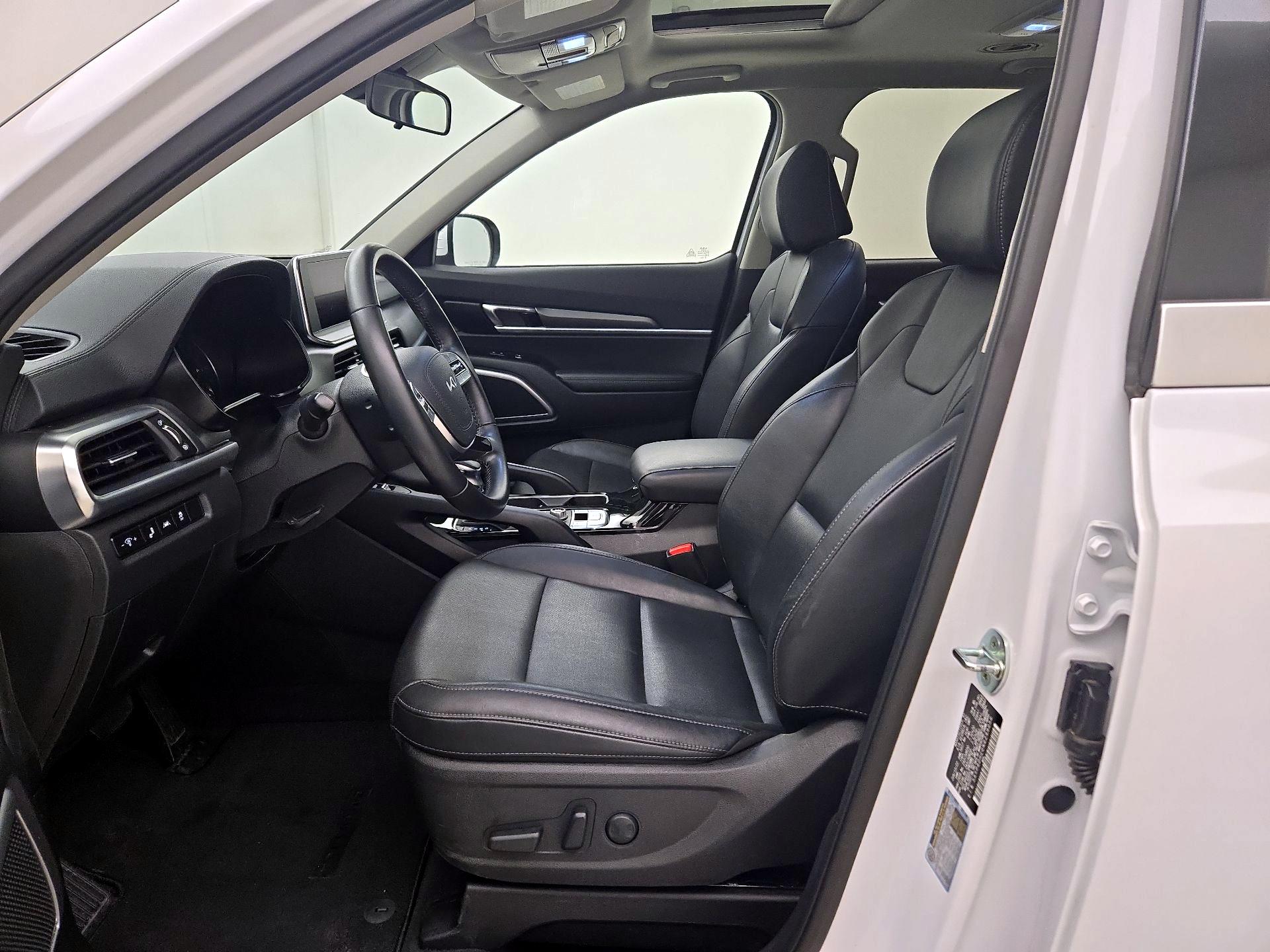 Thumbnail: 2022 Kia Telluride - 11