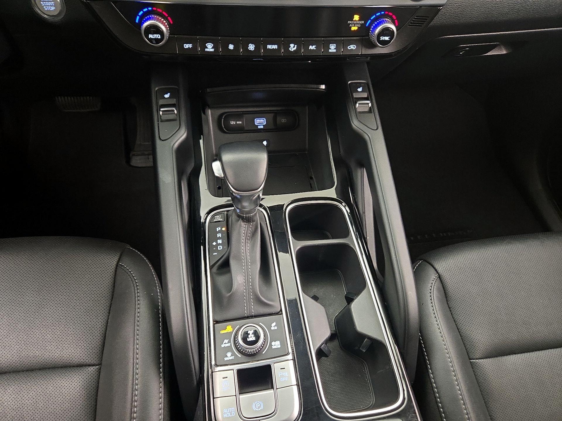Thumbnail: 2022 Kia Telluride - 16