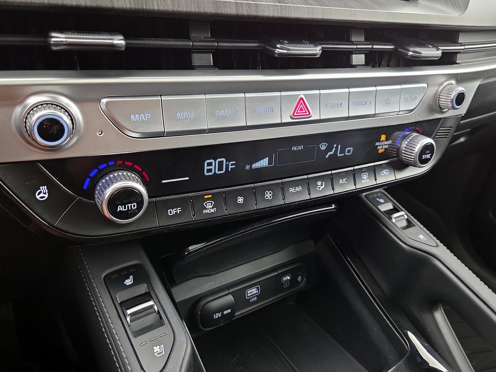 2023 Kia Telluride EX - Photo 18