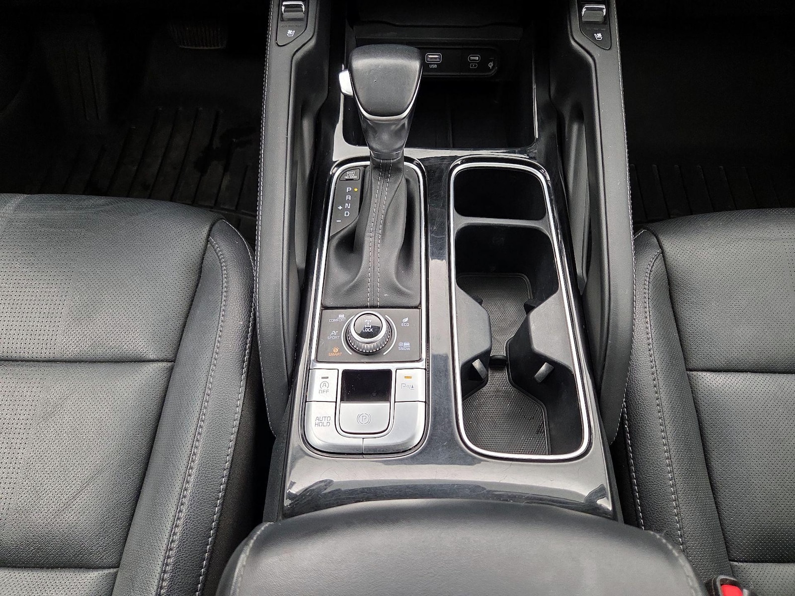 2023 Kia Telluride EX - Photo 19