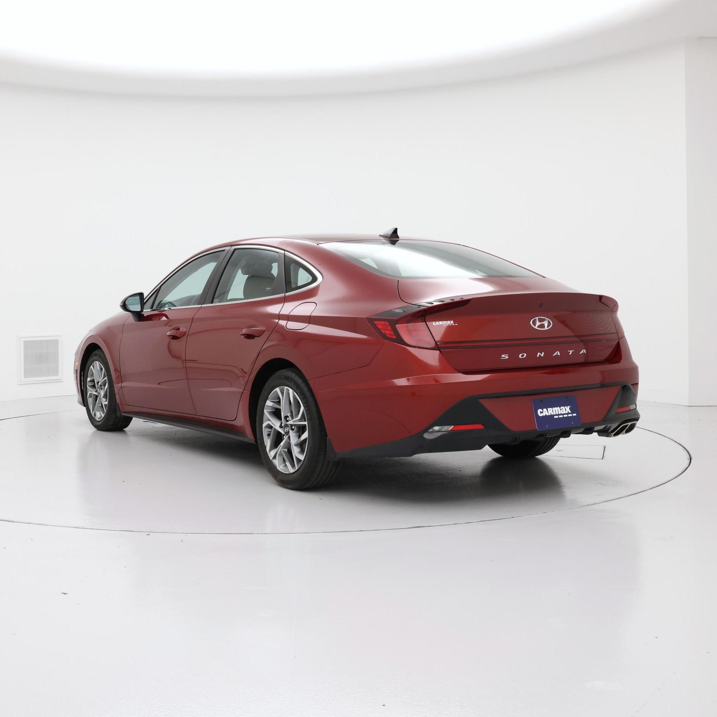 Thumbnail: 2023 Hyundai Sonata - 2