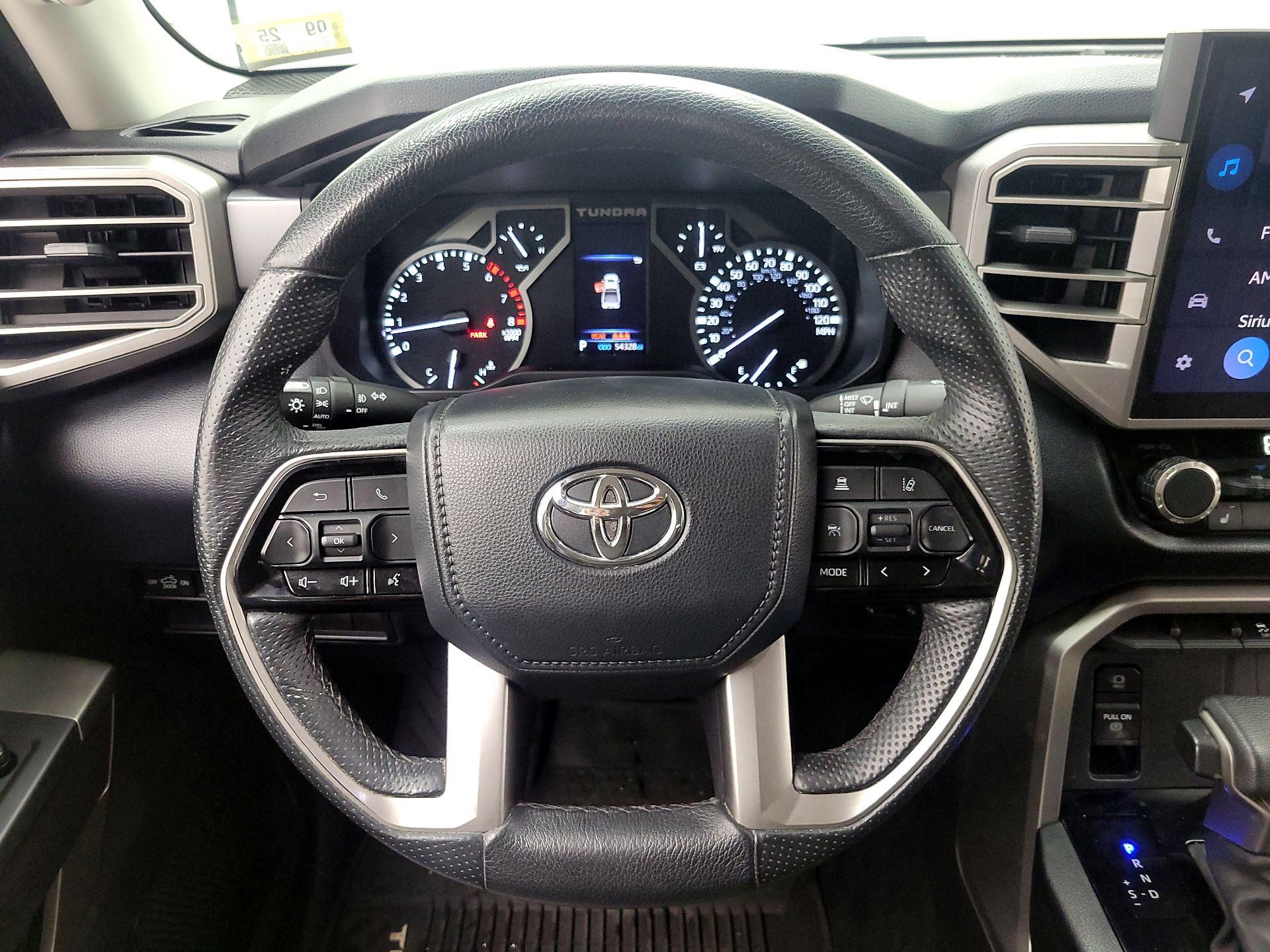 Thumbnail: 2022 Toyota Tundra - 10