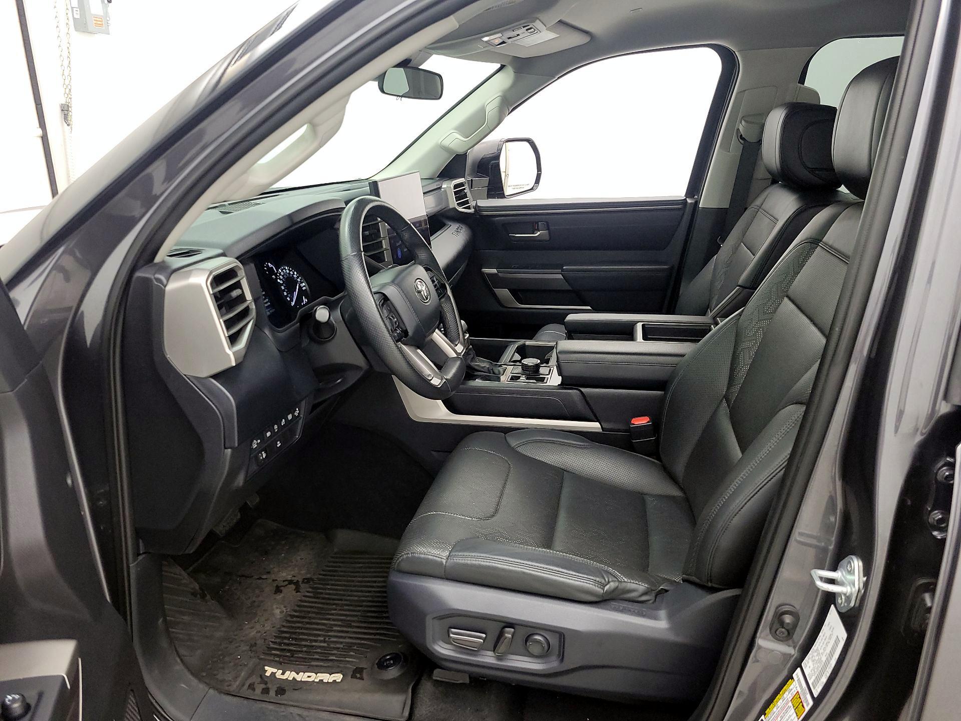 Thumbnail: 2022 Toyota Tundra - 11
