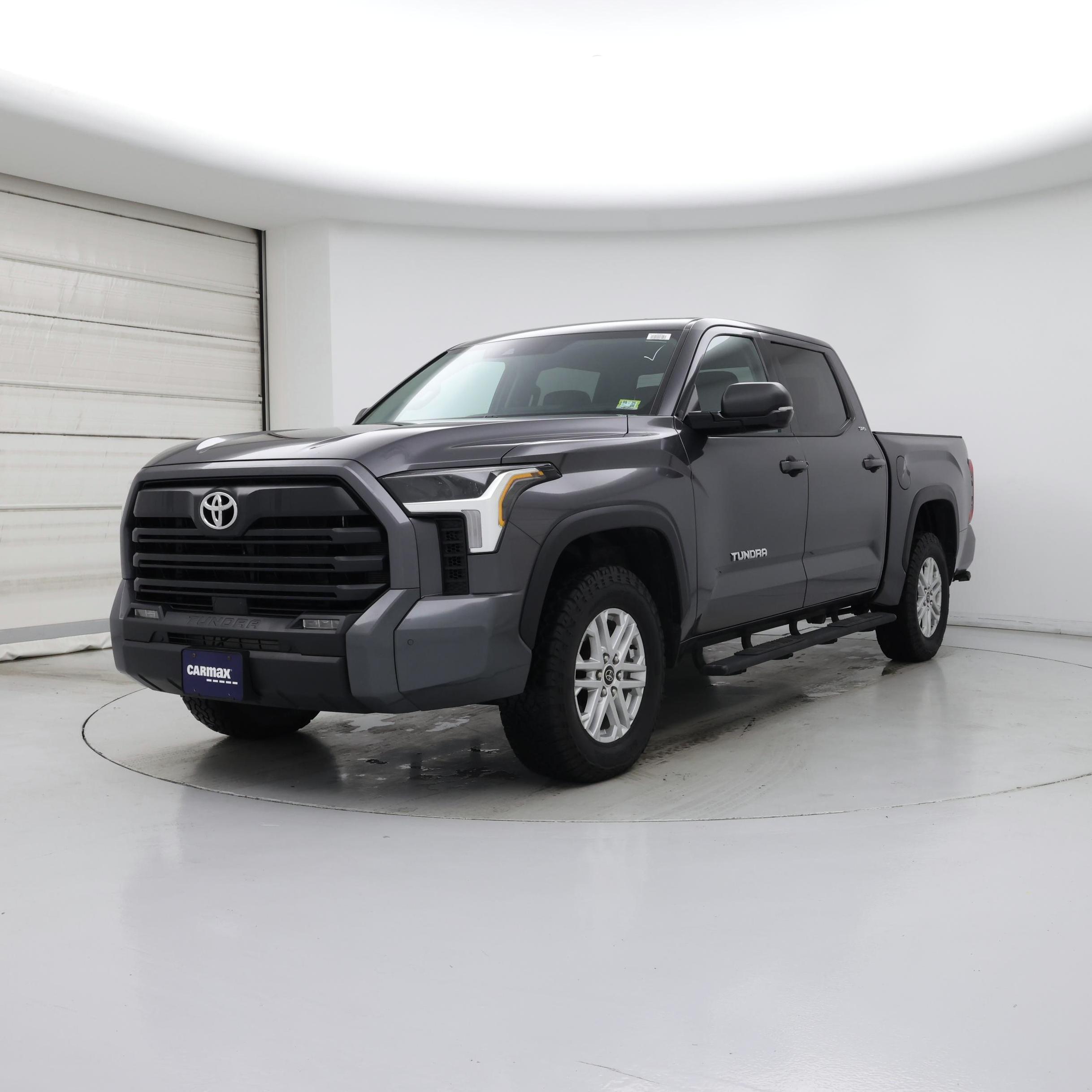 Thumbnail: 2022 Toyota Tundra - 4