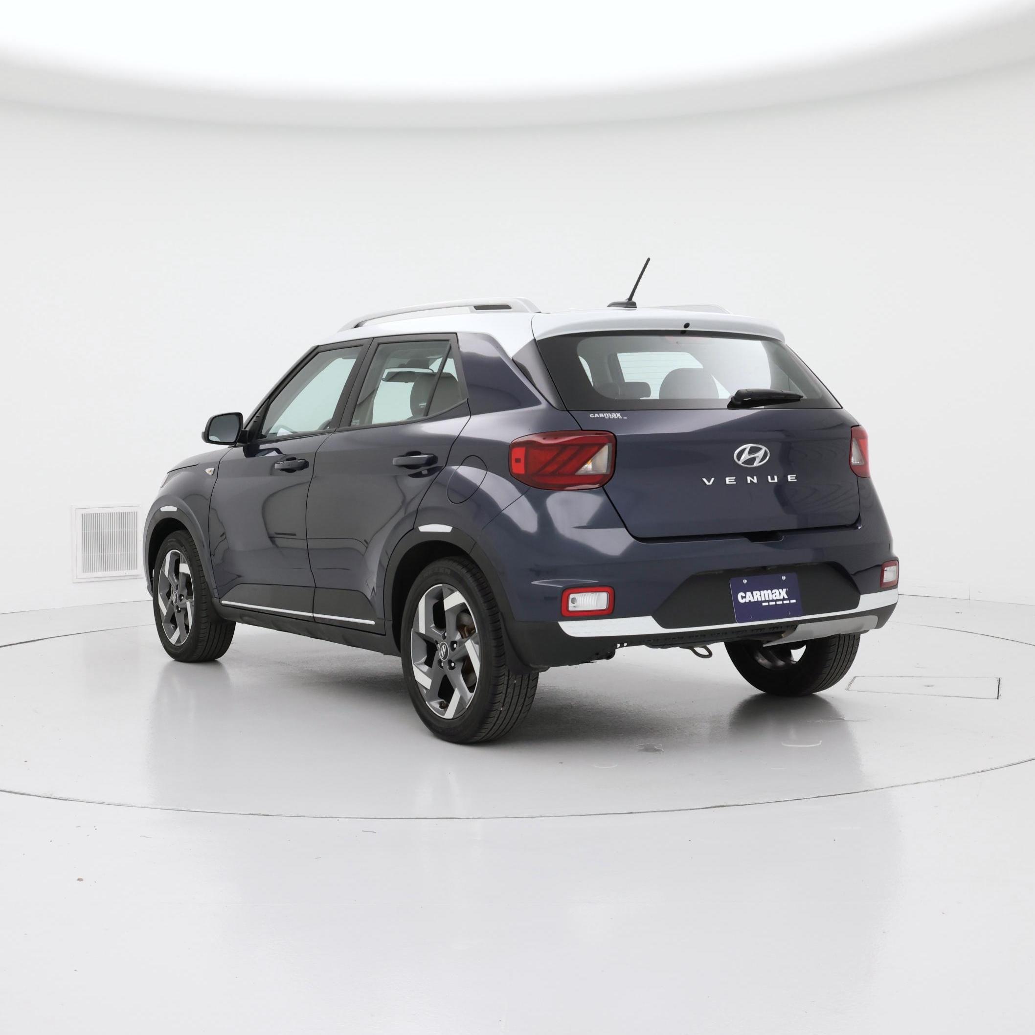 Thumbnail: 2023 Hyundai Venue - 2