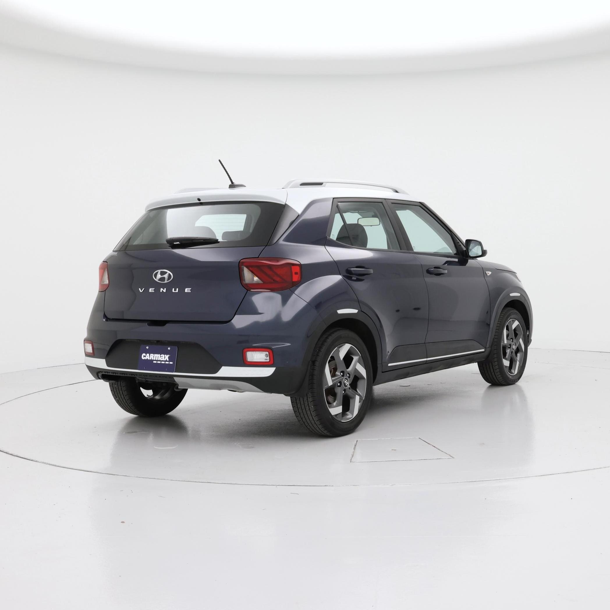 Thumbnail: 2023 Hyundai Venue - 8