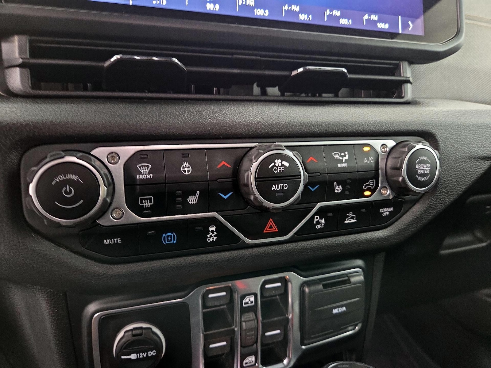 2024 Jeep Wrangler 4xe Sports S 4XE - Photo 17