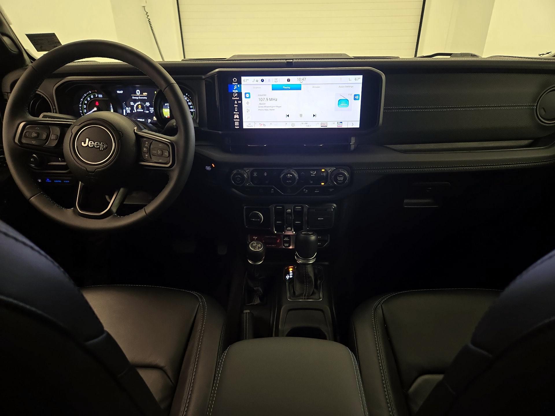 Thumbnail: 2024 Jeep Wrangler - 9