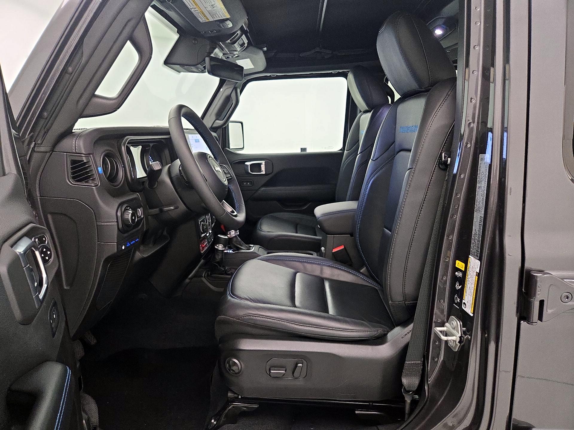 Thumbnail: 2024 Jeep Wrangler - 11