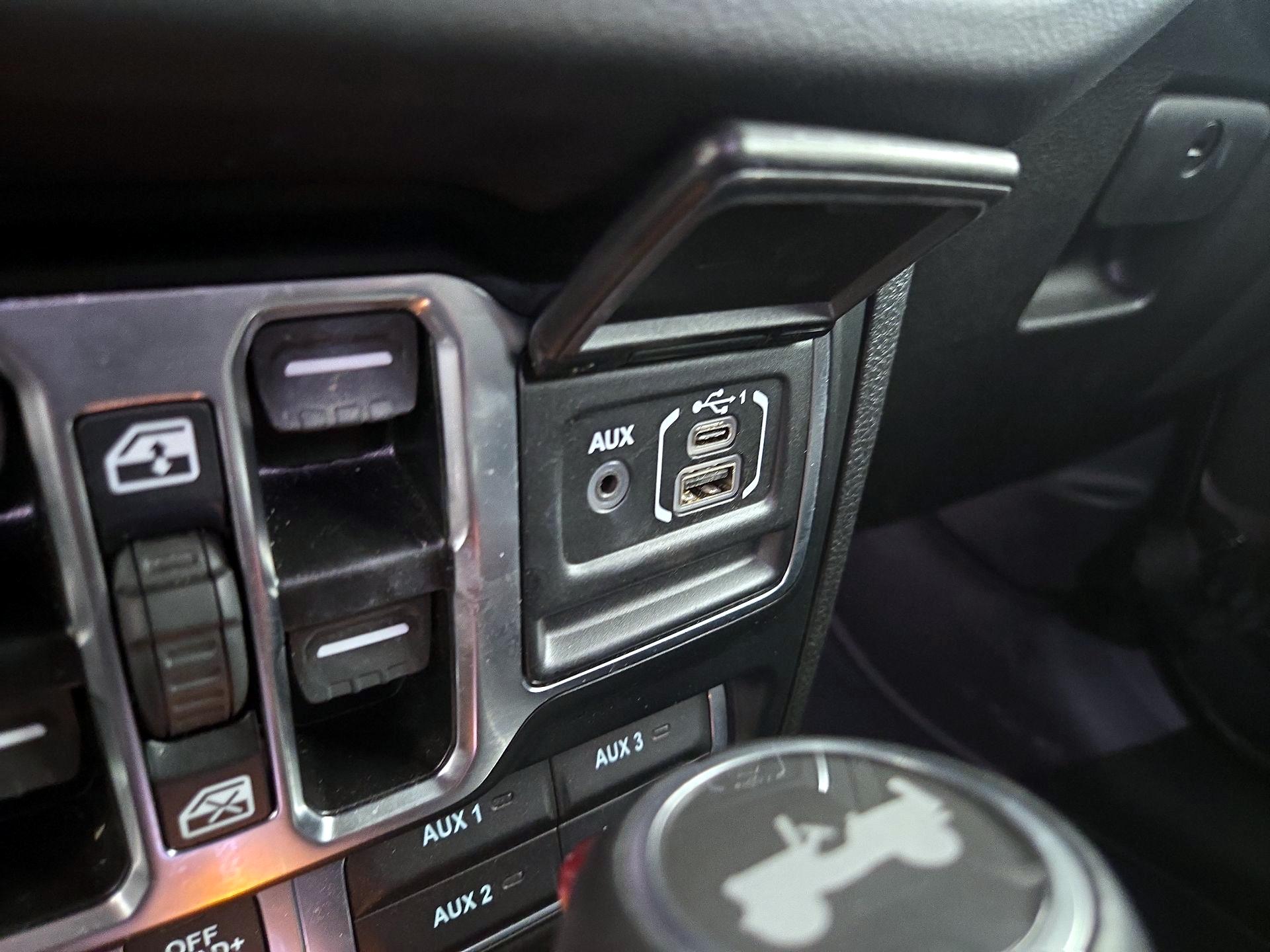 Thumbnail: 2024 Jeep Wrangler - 19