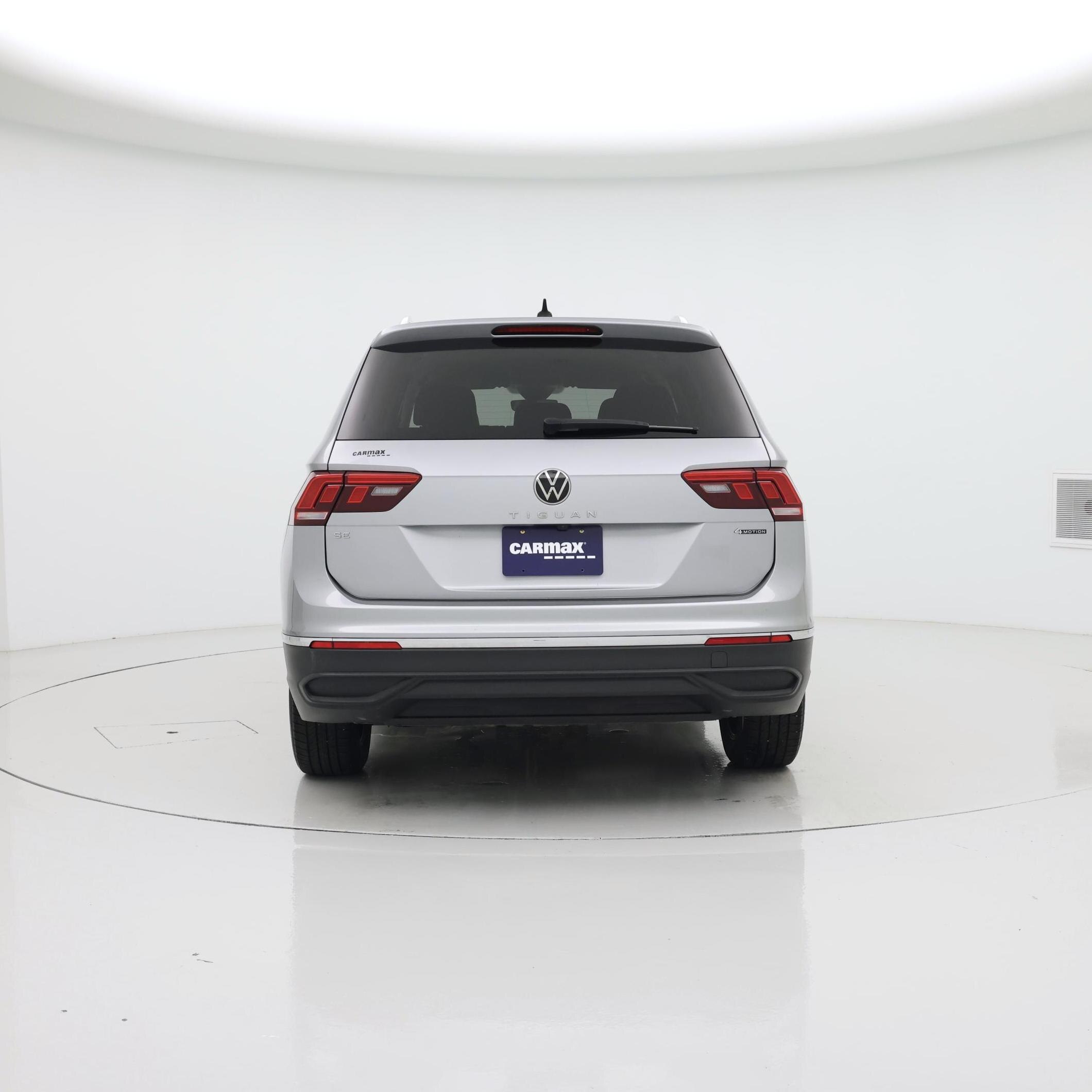 Thumbnail: 2023 Volkswagen Tiguan - 6