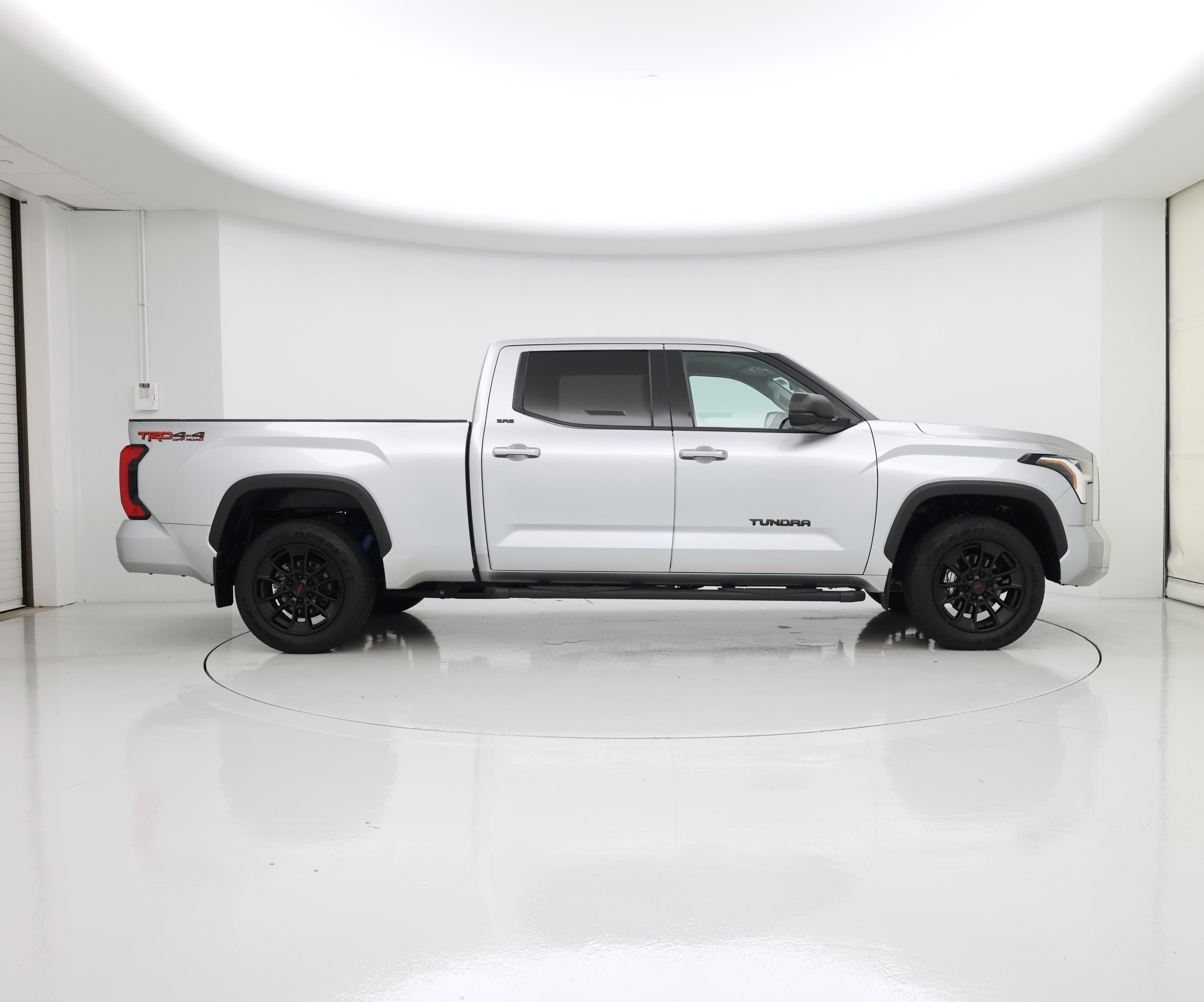 Thumbnail: 2023 Toyota Tundra - 7