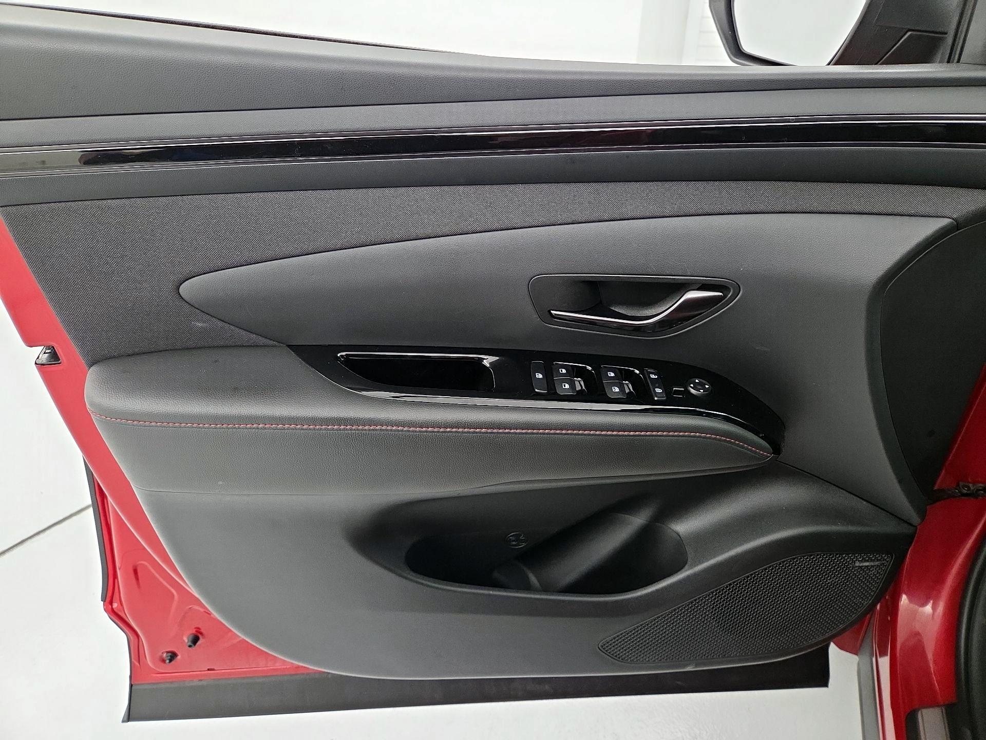 Thumbnail: 2023 Hyundai Tucson - 12