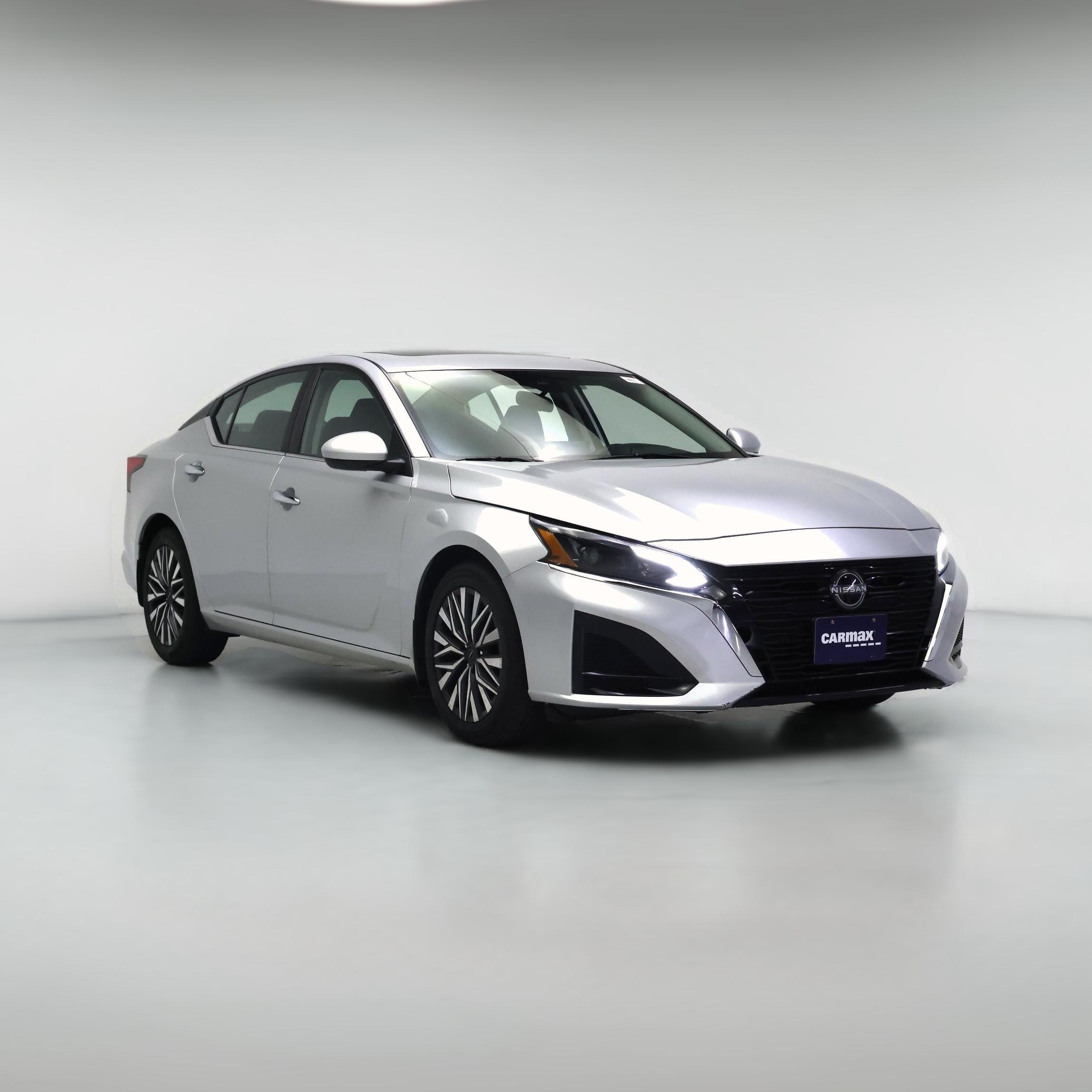 Thumbnail: 2023 Nissan Altima - 1