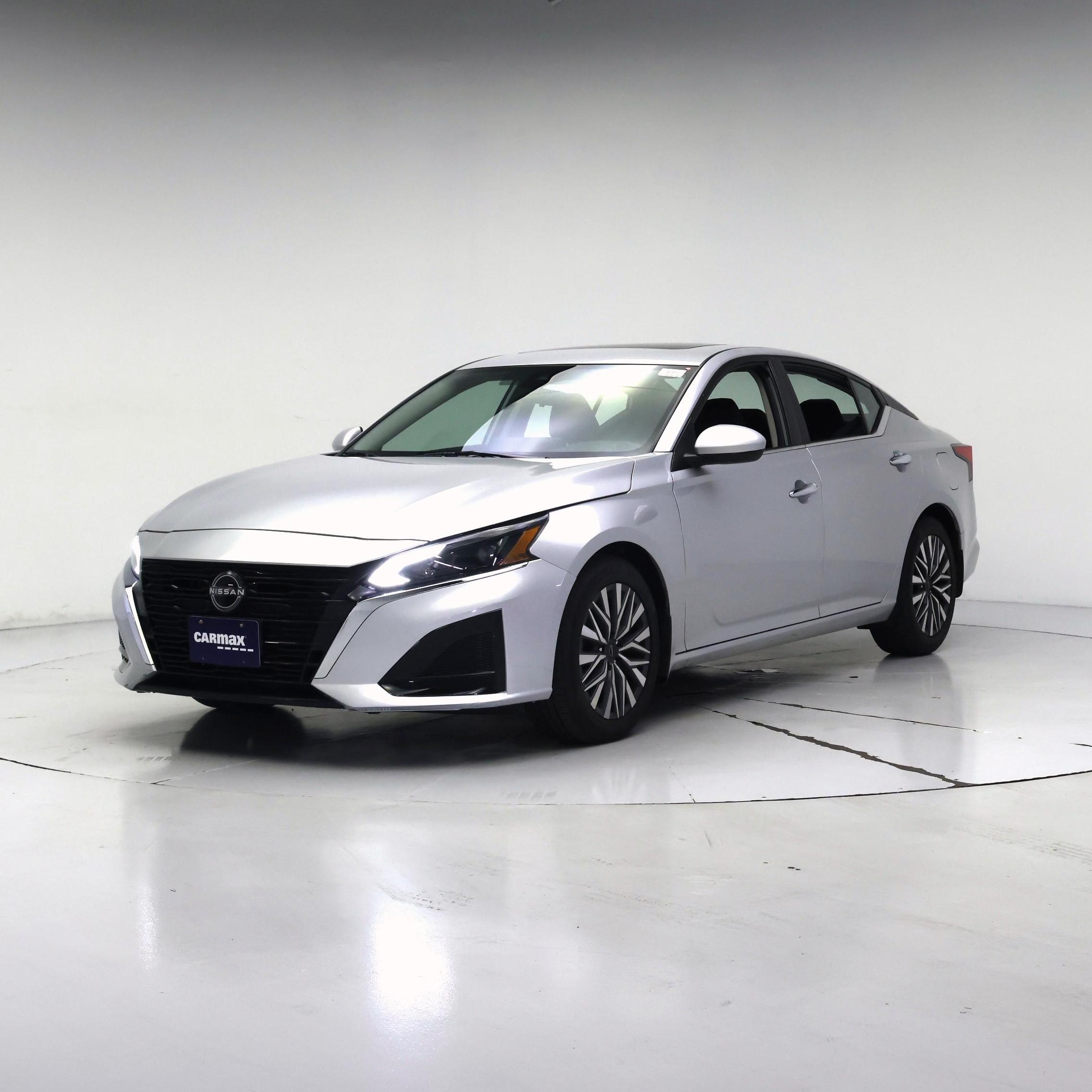 Thumbnail: 2023 Nissan Altima - 4