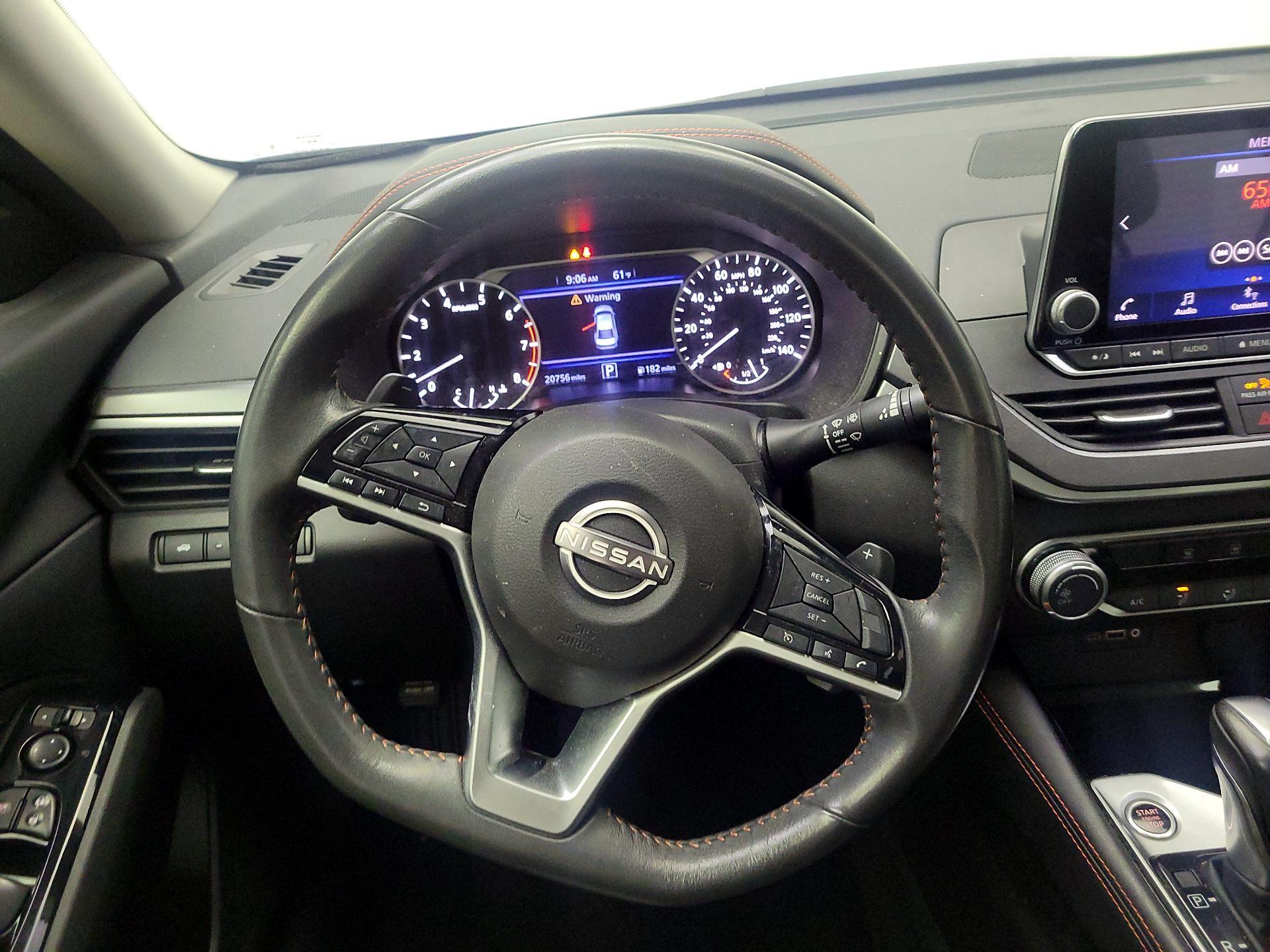 Thumbnail: 2023 Nissan Altima - 10