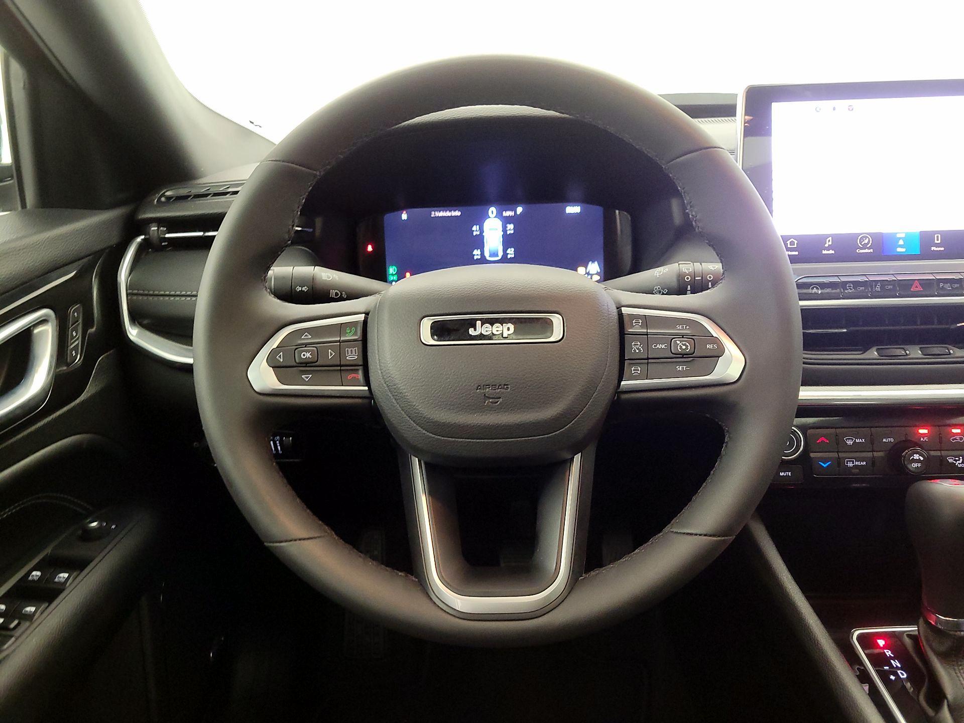 Thumbnail: 2024 Jeep Compass - 10