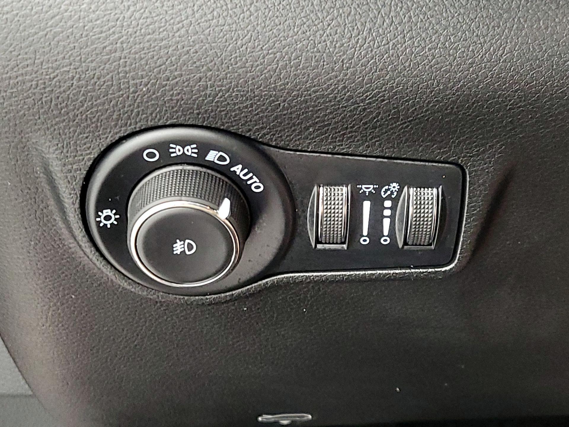 Thumbnail: 2024 Jeep Compass - 13